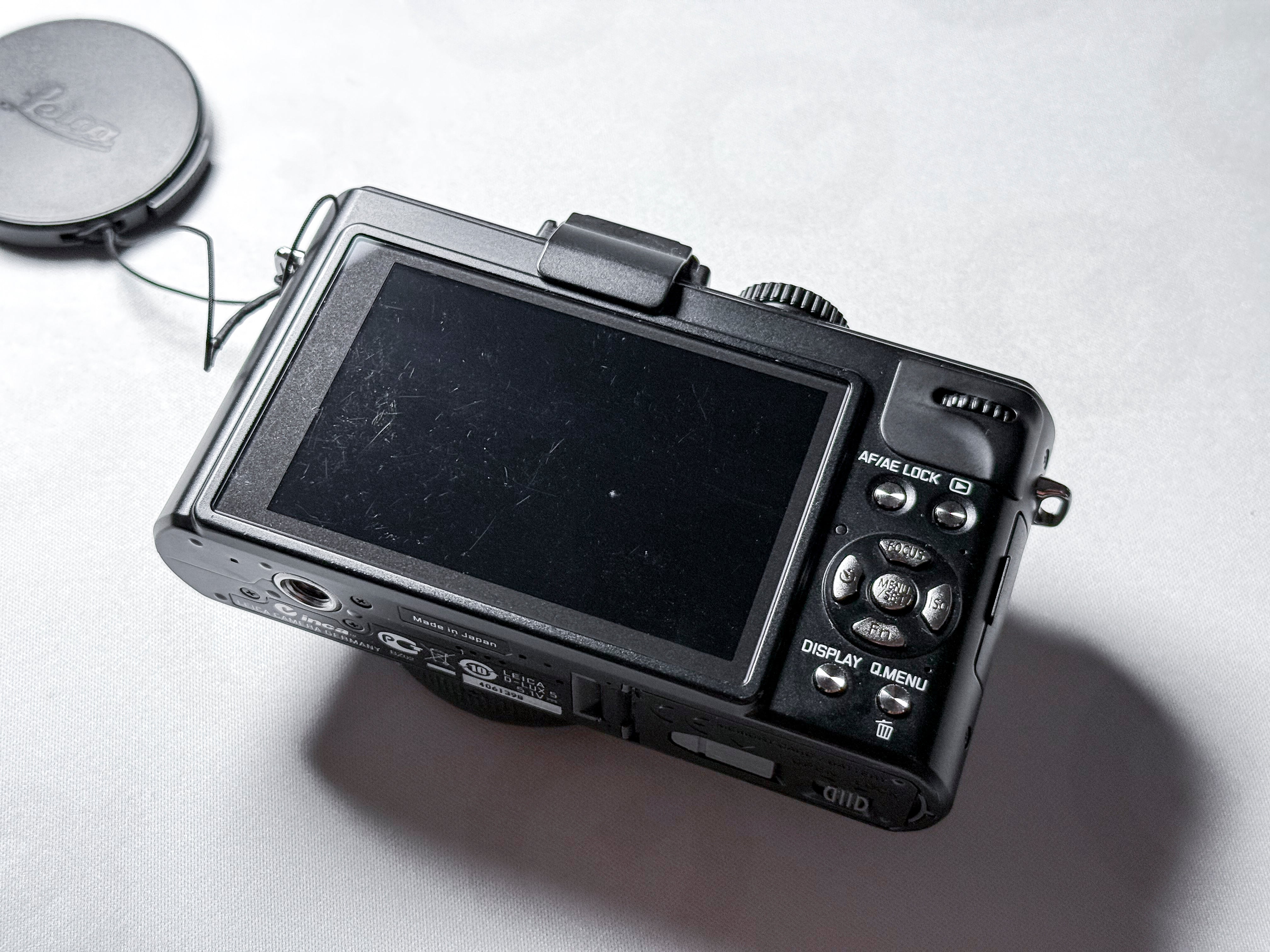 Leica D-Lux 5 CCD Compact Camera Summicron Lens - Warranty, Near Mint DLUX