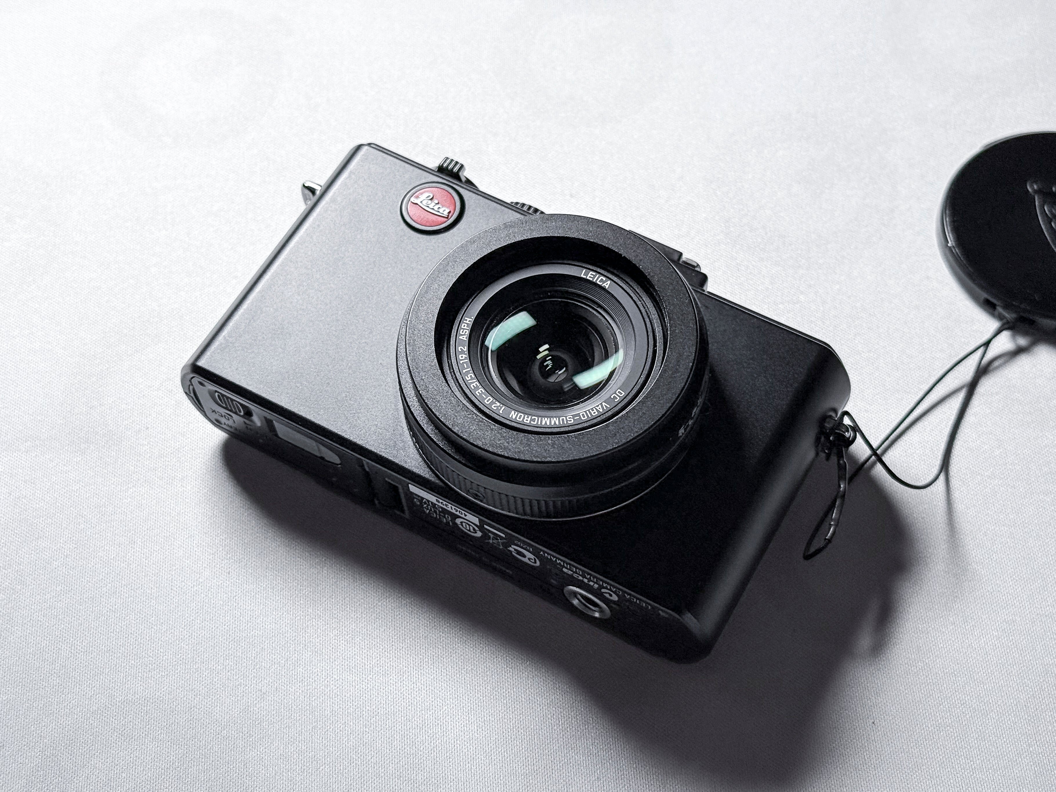 Leica D-Lux 5 CCD Compact Camera Summicron Lens - Warranty, Near Mint DLUX