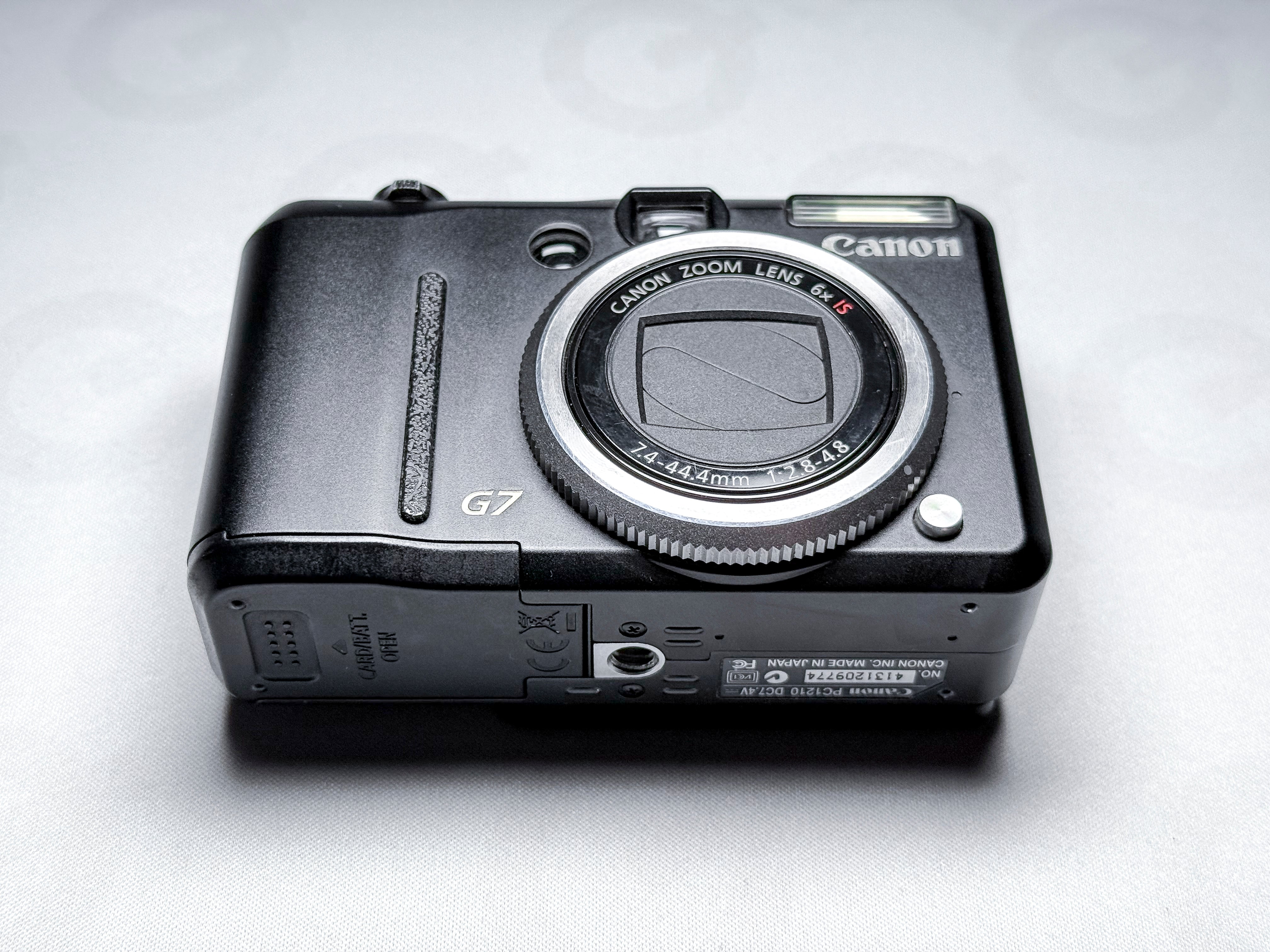 Canon Powershot G7 Compact Camera CCD Sensor - Warranty, Excellent