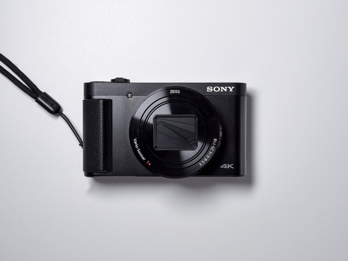 Sony HX95 Cyber-shot 18.2 Mpx 4K - 1 Year Warranty, Near Mint HX-95 (HX99)