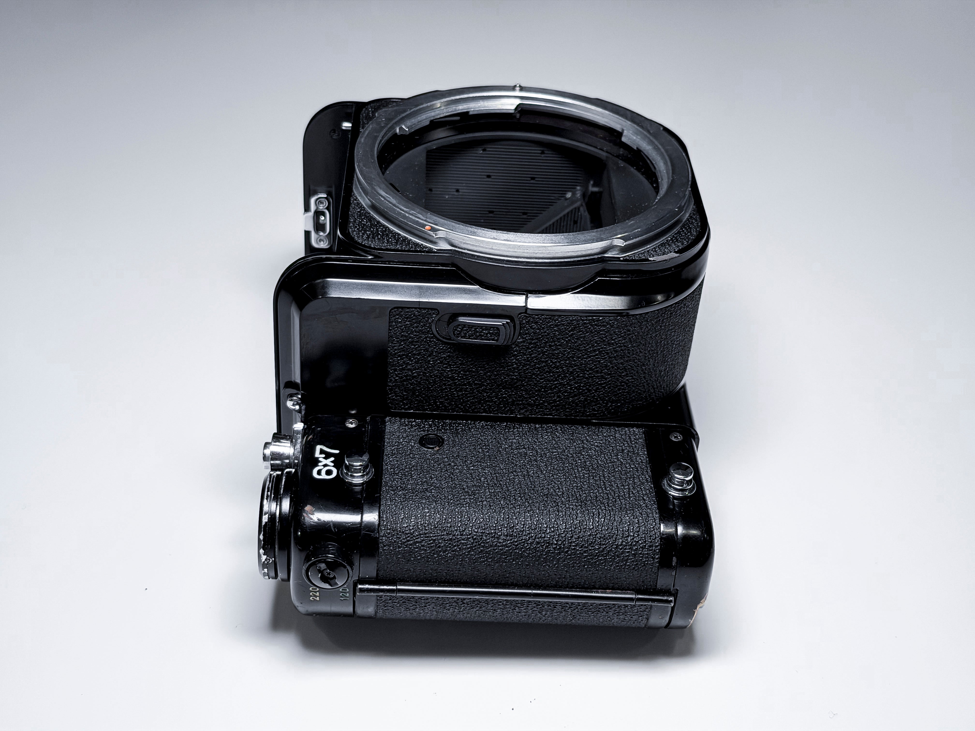 Pentax 6x7 MLU Body Only Medium Format 120 Film - Read Description