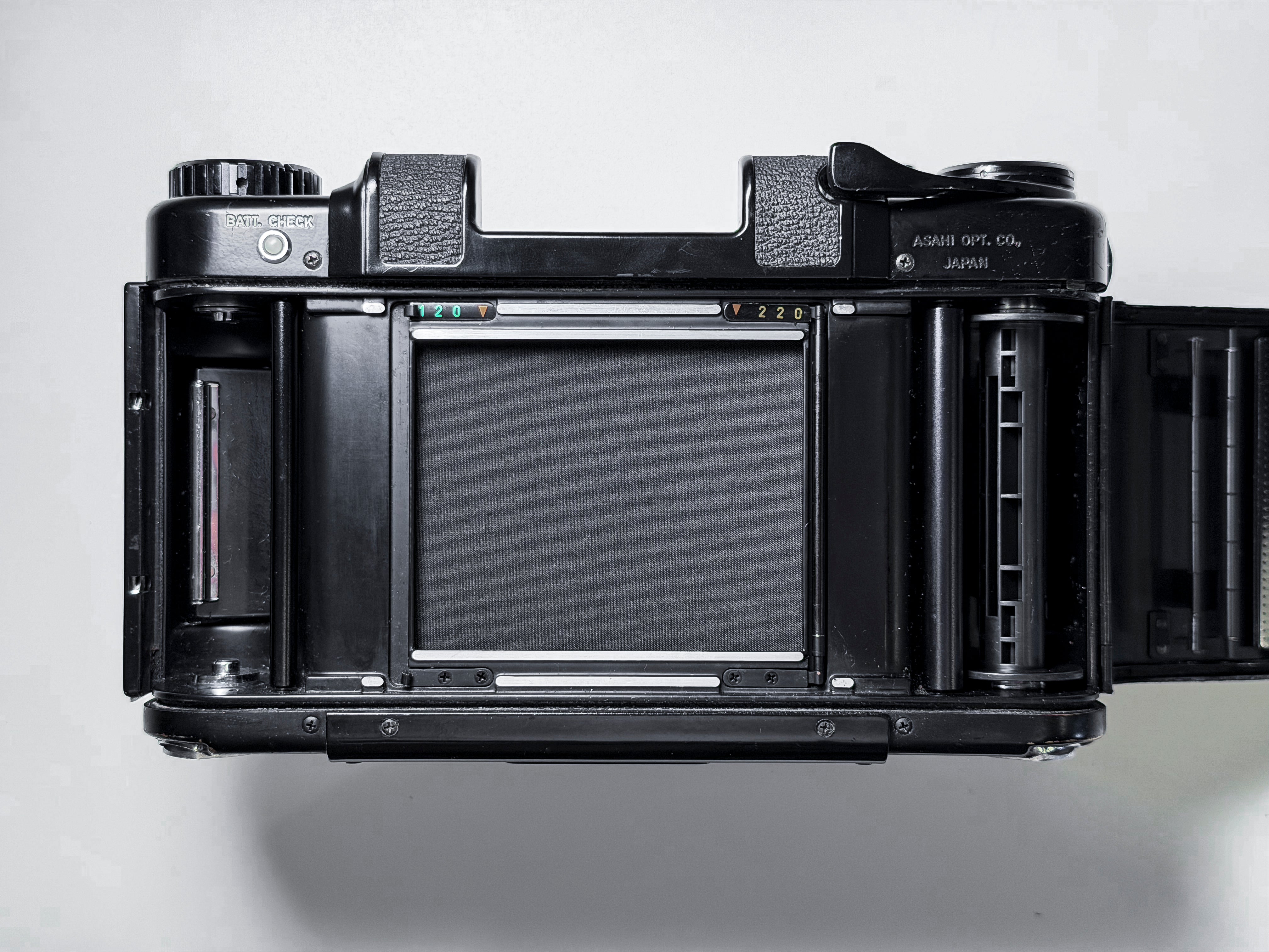 Pentax 6x7 MLU Body Only Medium Format 120 Film - Read Description