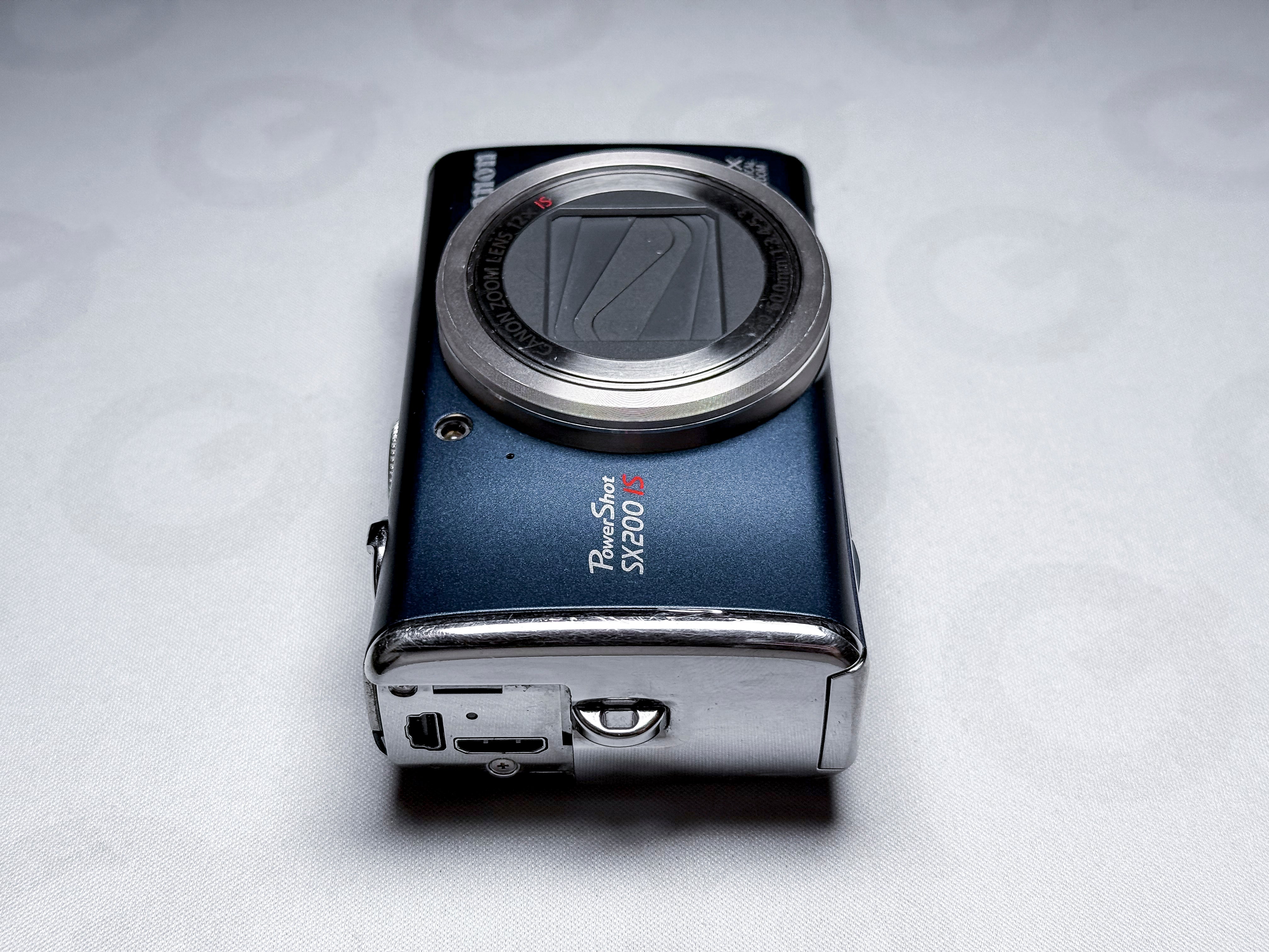 Canon Powershot SX200 IS Compact Camera with 12X Zoom - Warranty, Perfectly Working