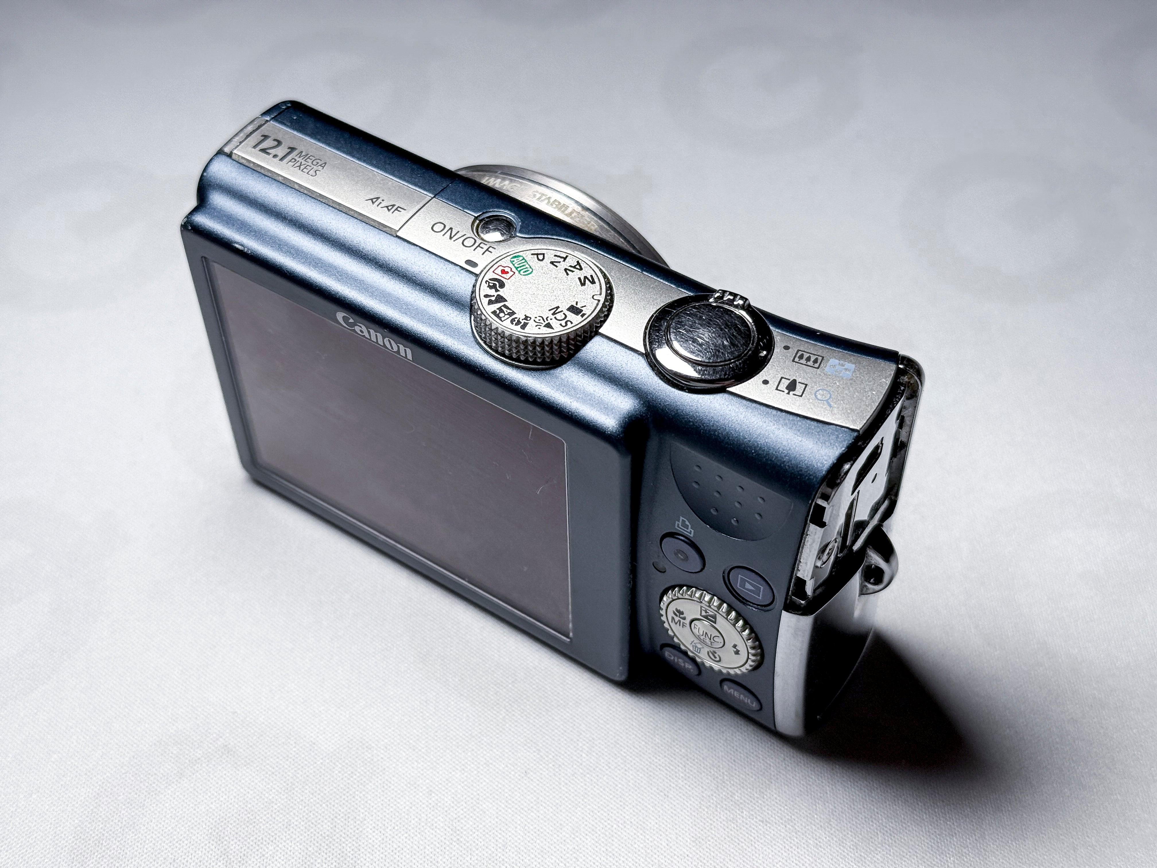 Canon Powershot SX200 IS Compact Camera with 12X Zoom - Warranty, Perfectly Working