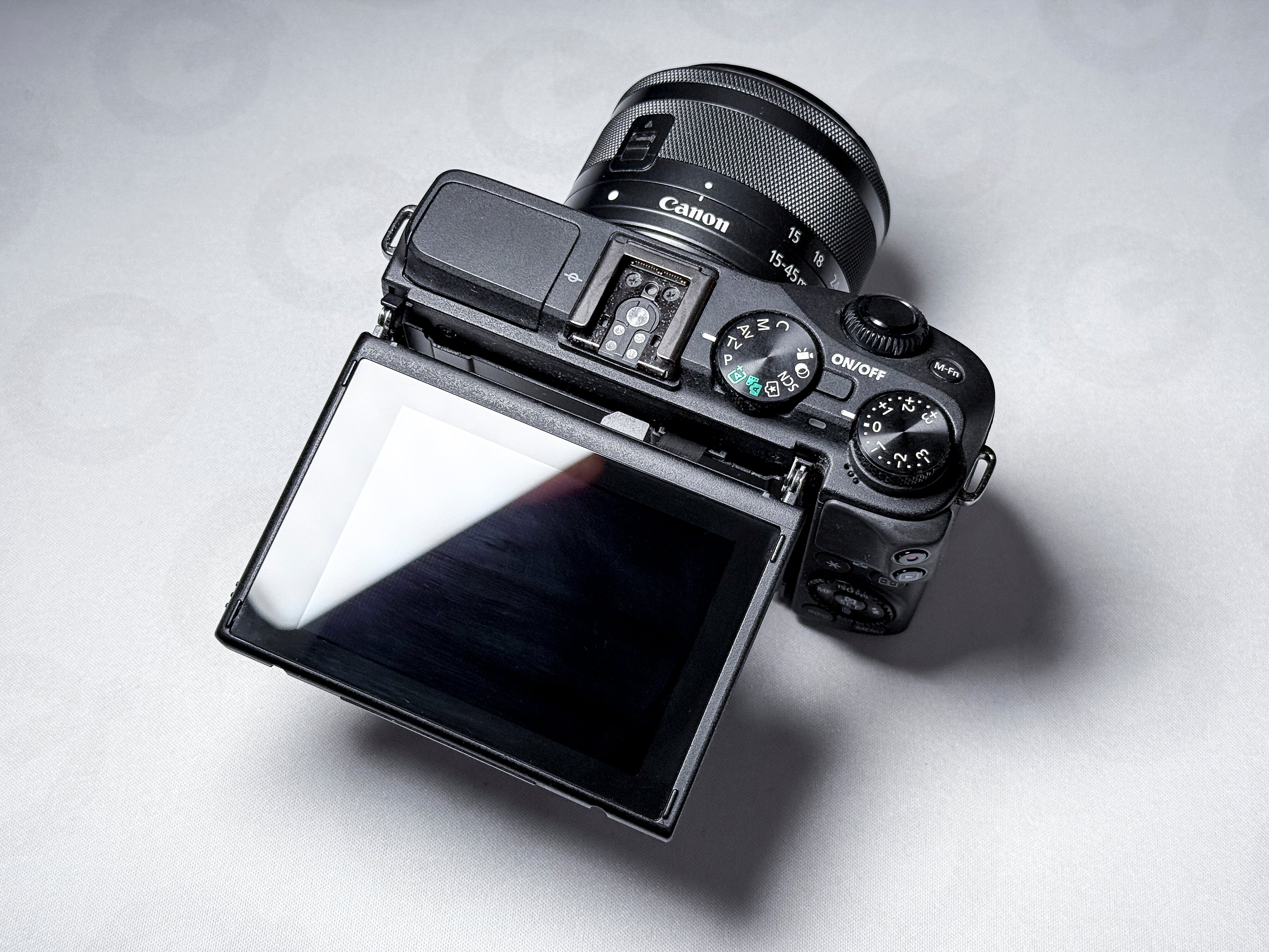 Canon EOS M3 Mirrorless EF-M + 15-45mm STM Kit - Warranty, Near Mint