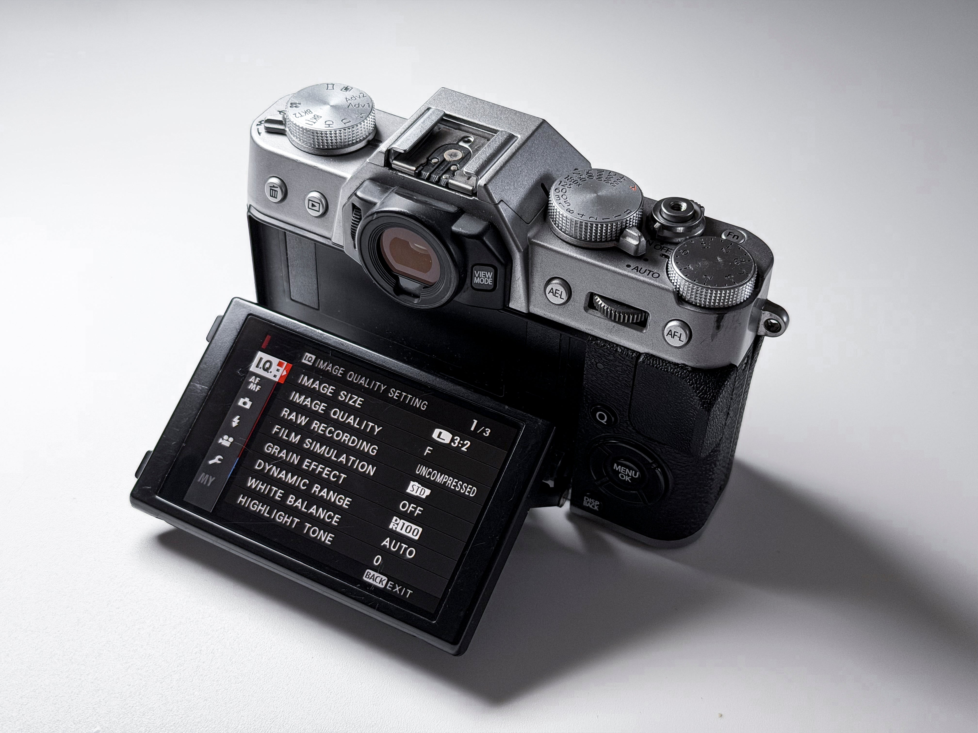 Fujifilm X-T20 Mirrorless 4K Video APS-C Fuji XT20 - 1 Year Warranty