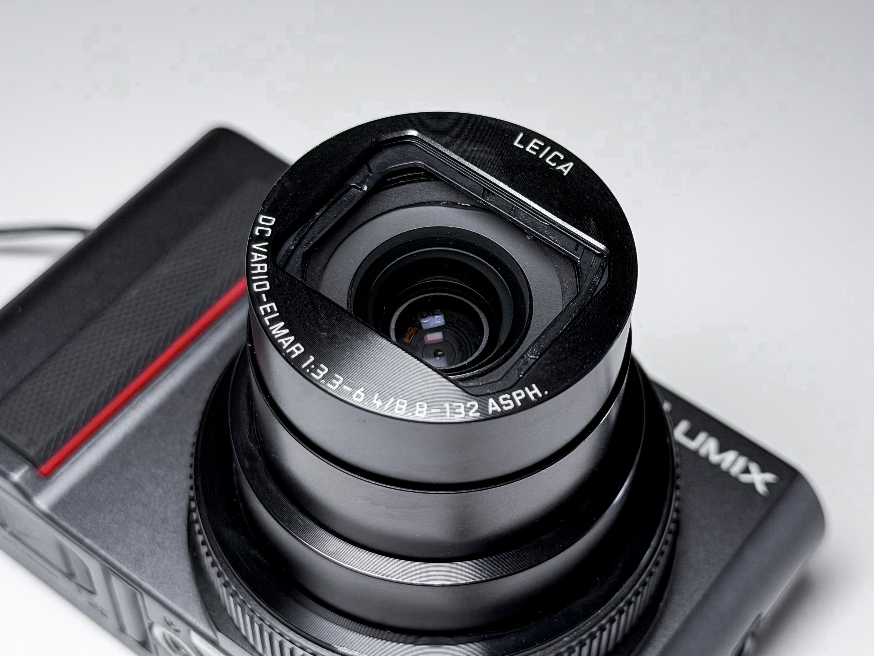 Panasonic Lumix TZ200 15x Leica Lens - 1 Year Warranty, Excellent ZS200 TZ-200