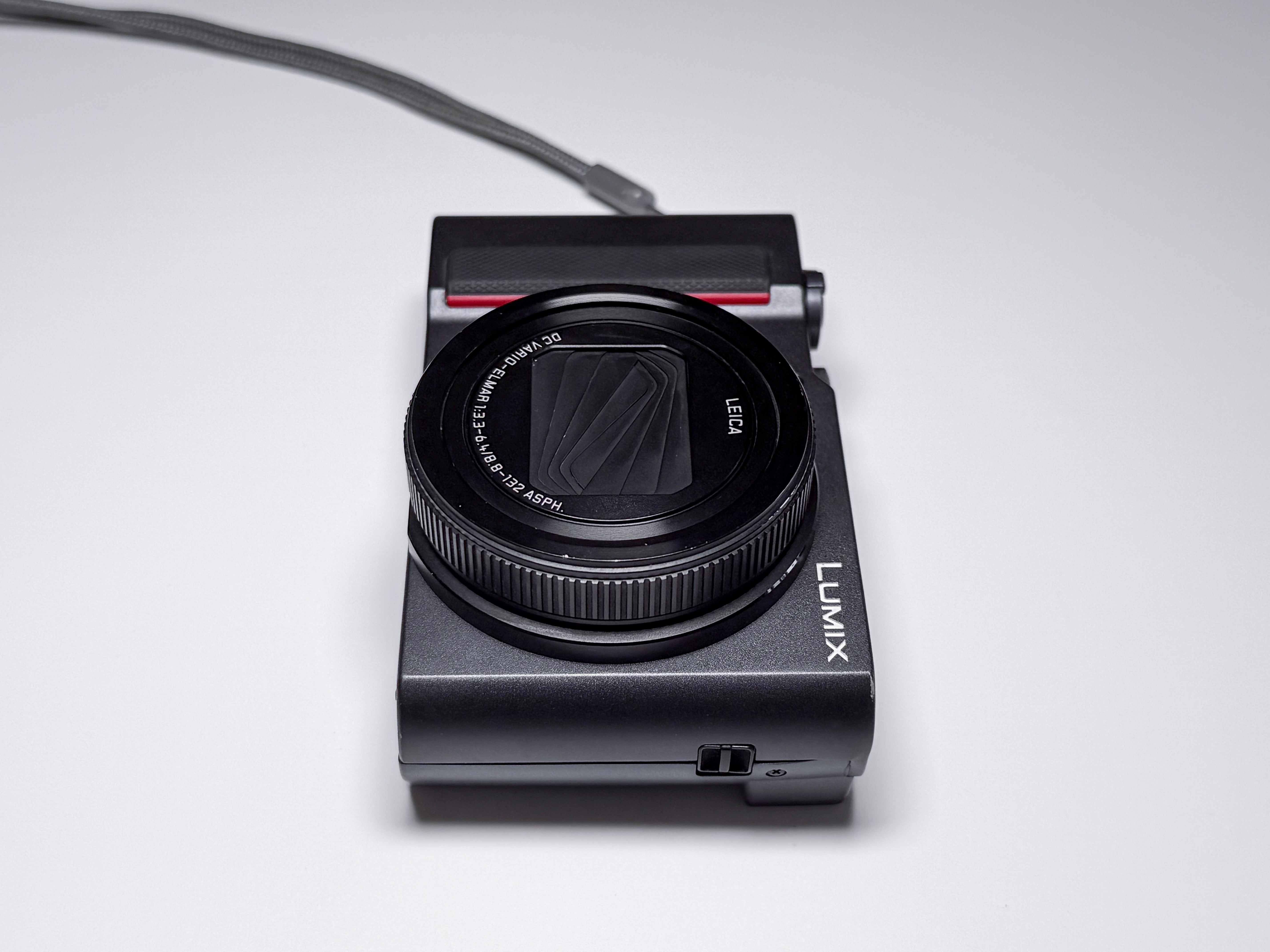 Panasonic Lumix TZ200 15x Leica Lens - 1 Year Warranty ZS200 TZ-200