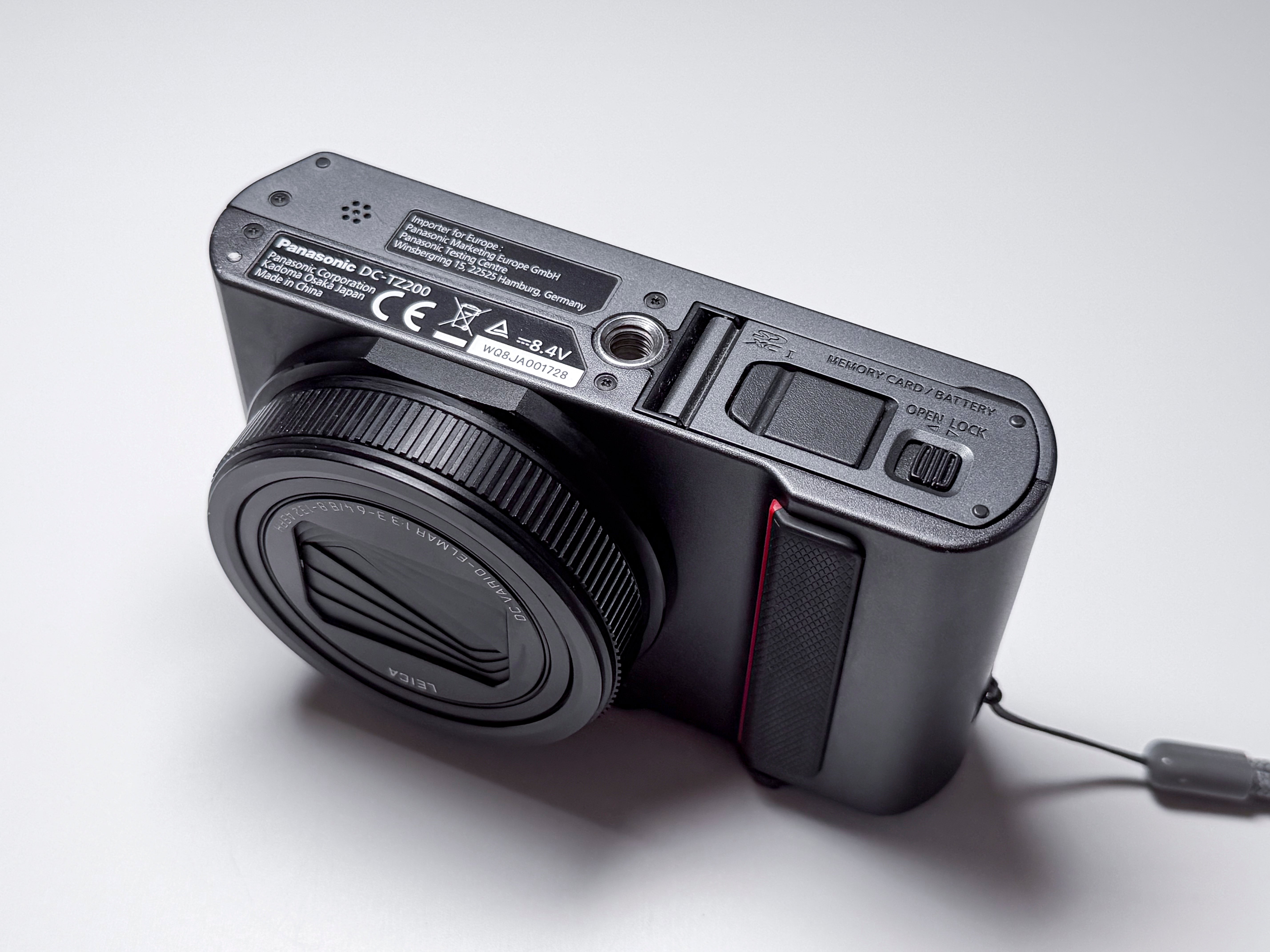 Panasonic Lumix TZ200 15x Leica Lens - 1 Year Warranty ZS200 TZ-200