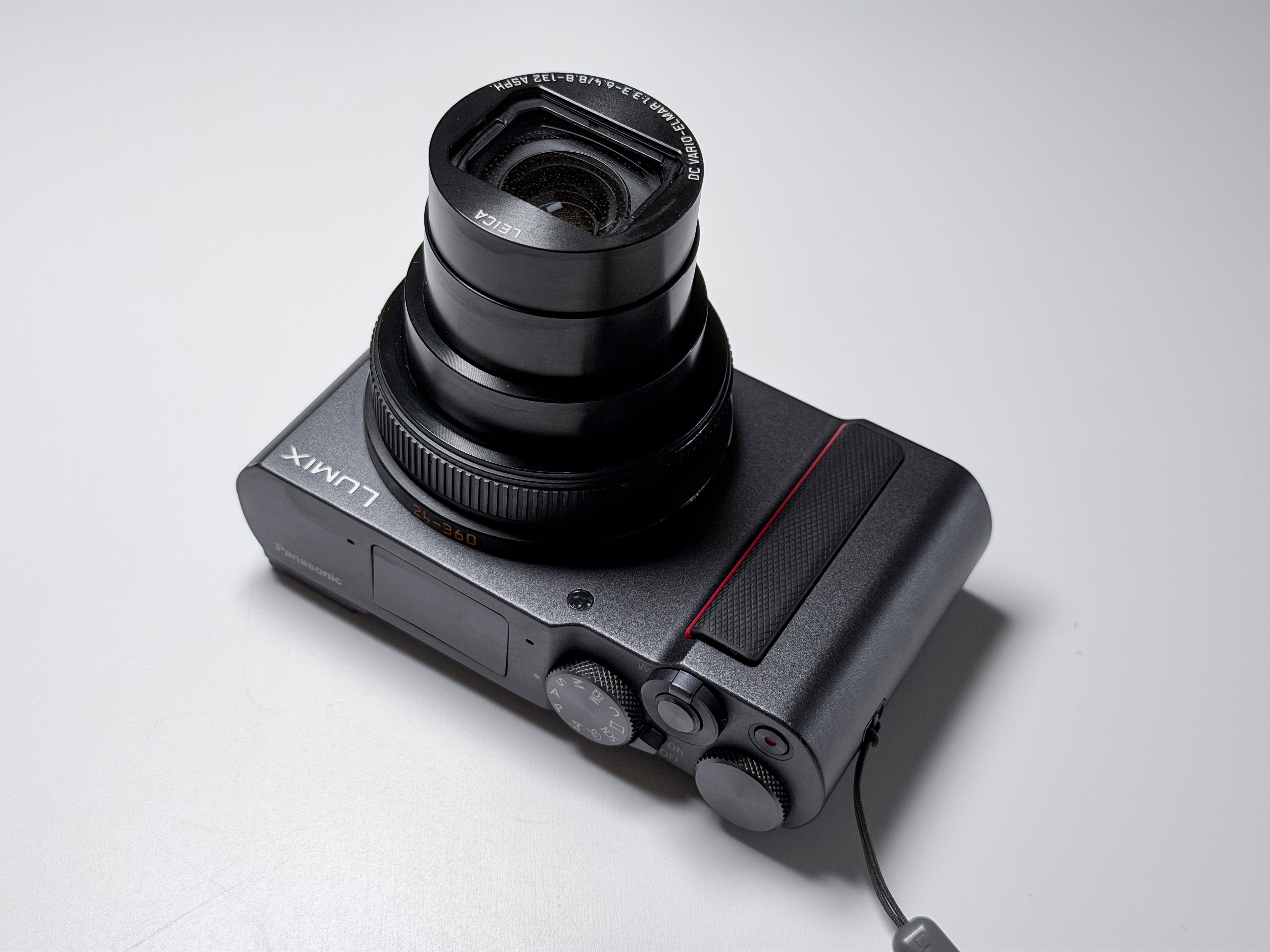 Panasonic Lumix TZ200 15x Leica Lens - 1 Year Warranty ZS200 TZ-200