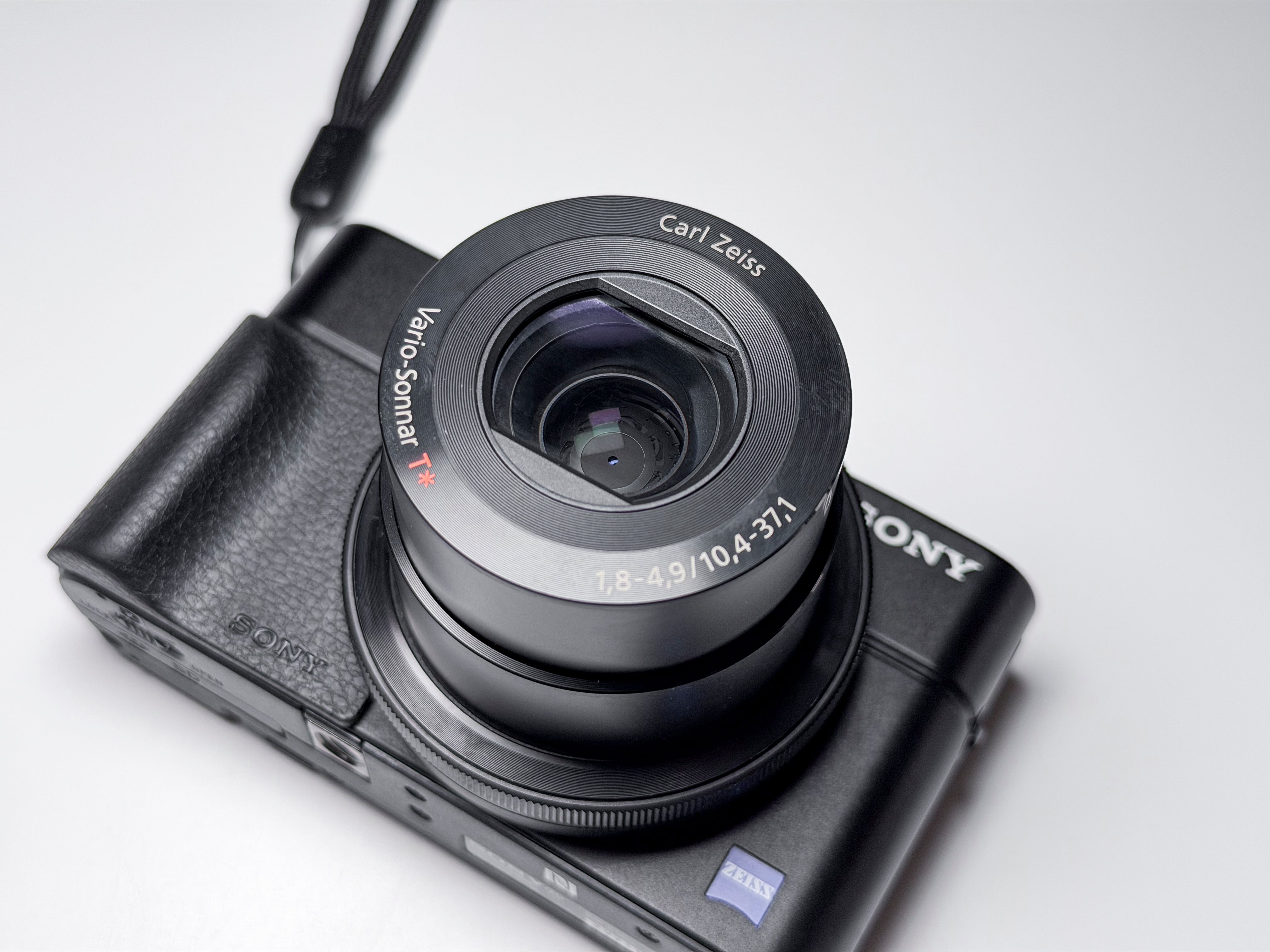 Sony Cyber-shot RX100 II Compact Camera 20.2 Mpx - Perfectly Working