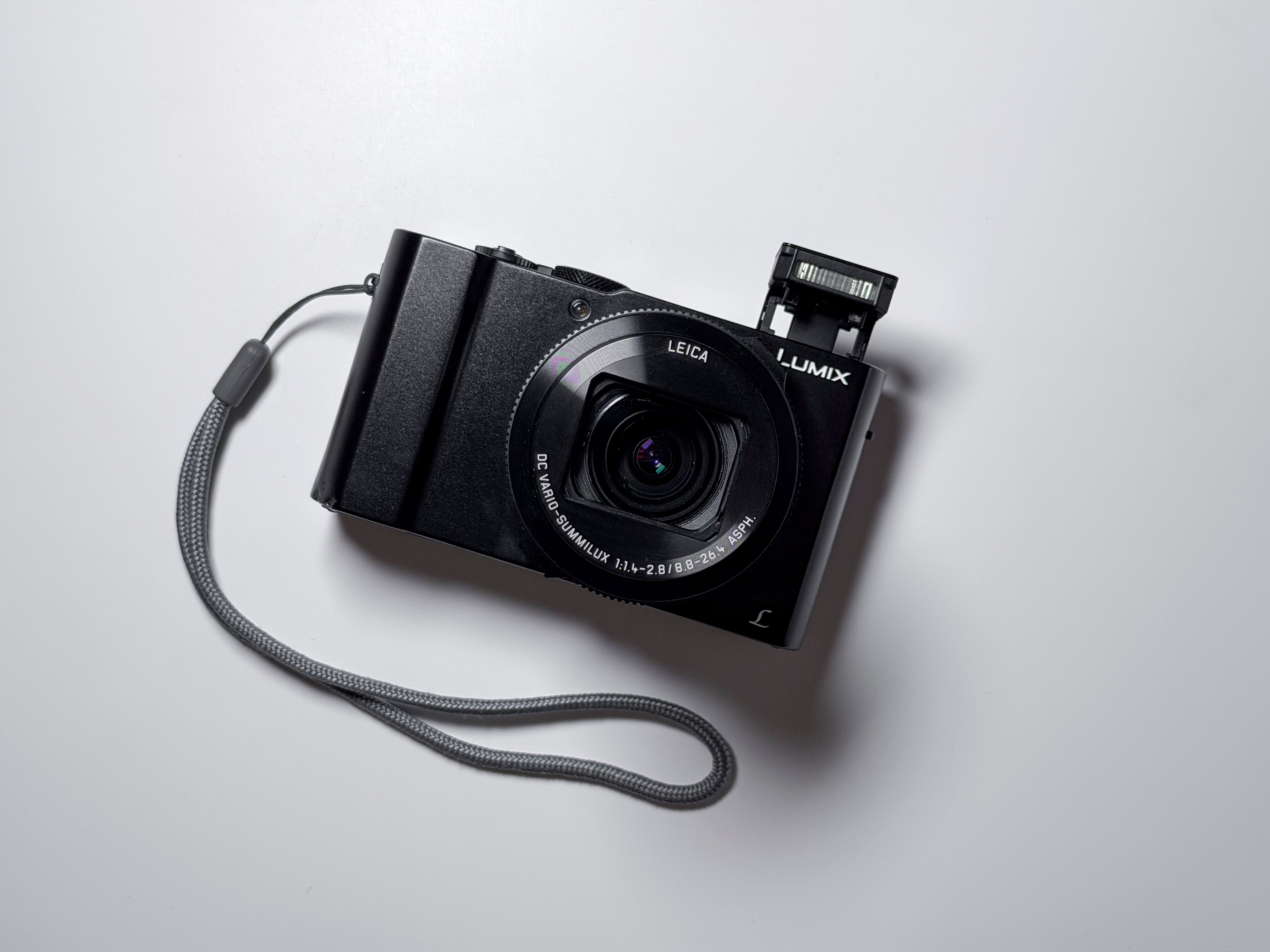 Panasonic Lumix LX15 LX10 with Leica Summilux 4K - Warranty, Excellent Condition