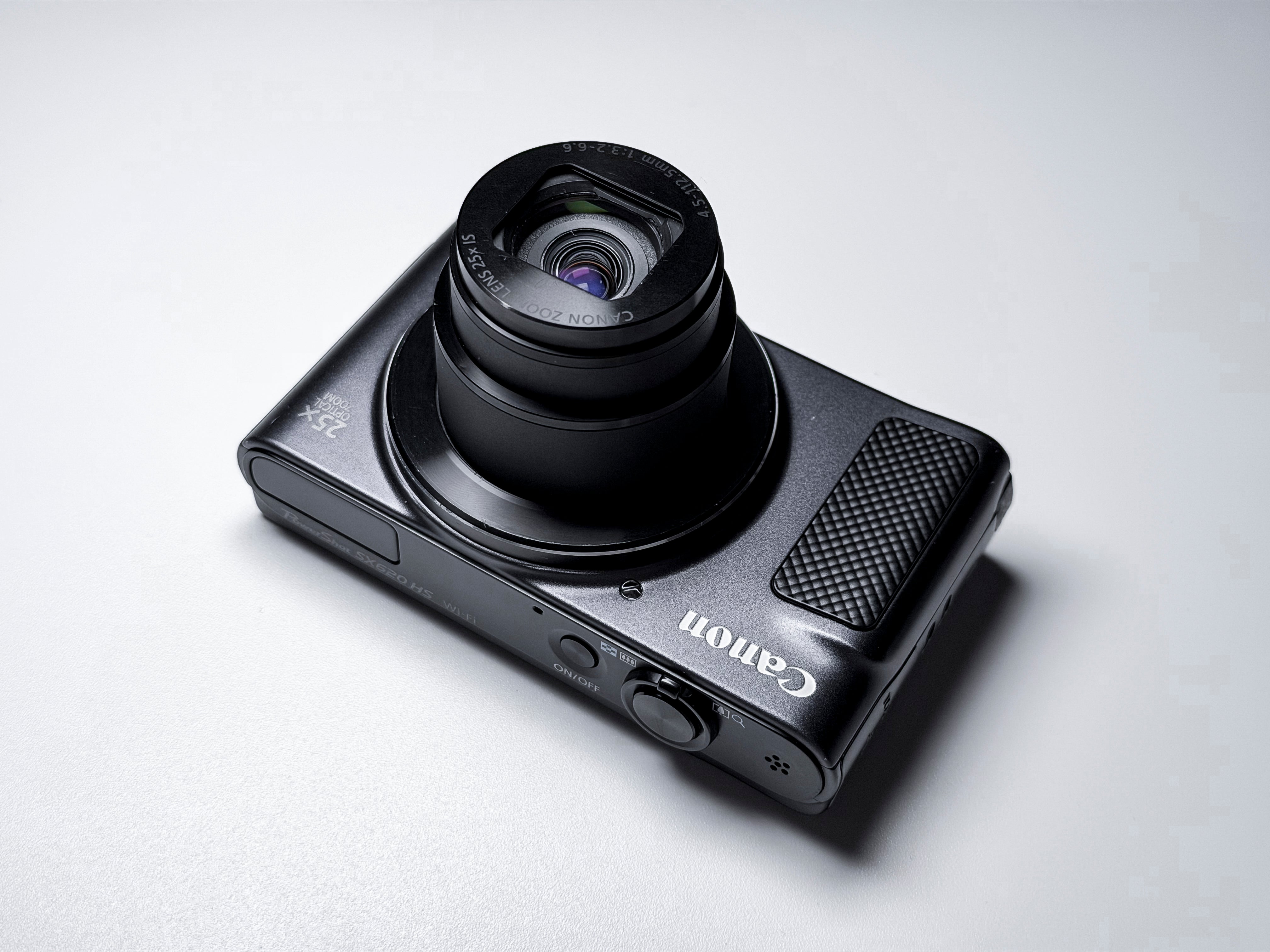 Canon SX620 HS 25x Zoom Compact Camera - 1 Year Warranty, Near Mint