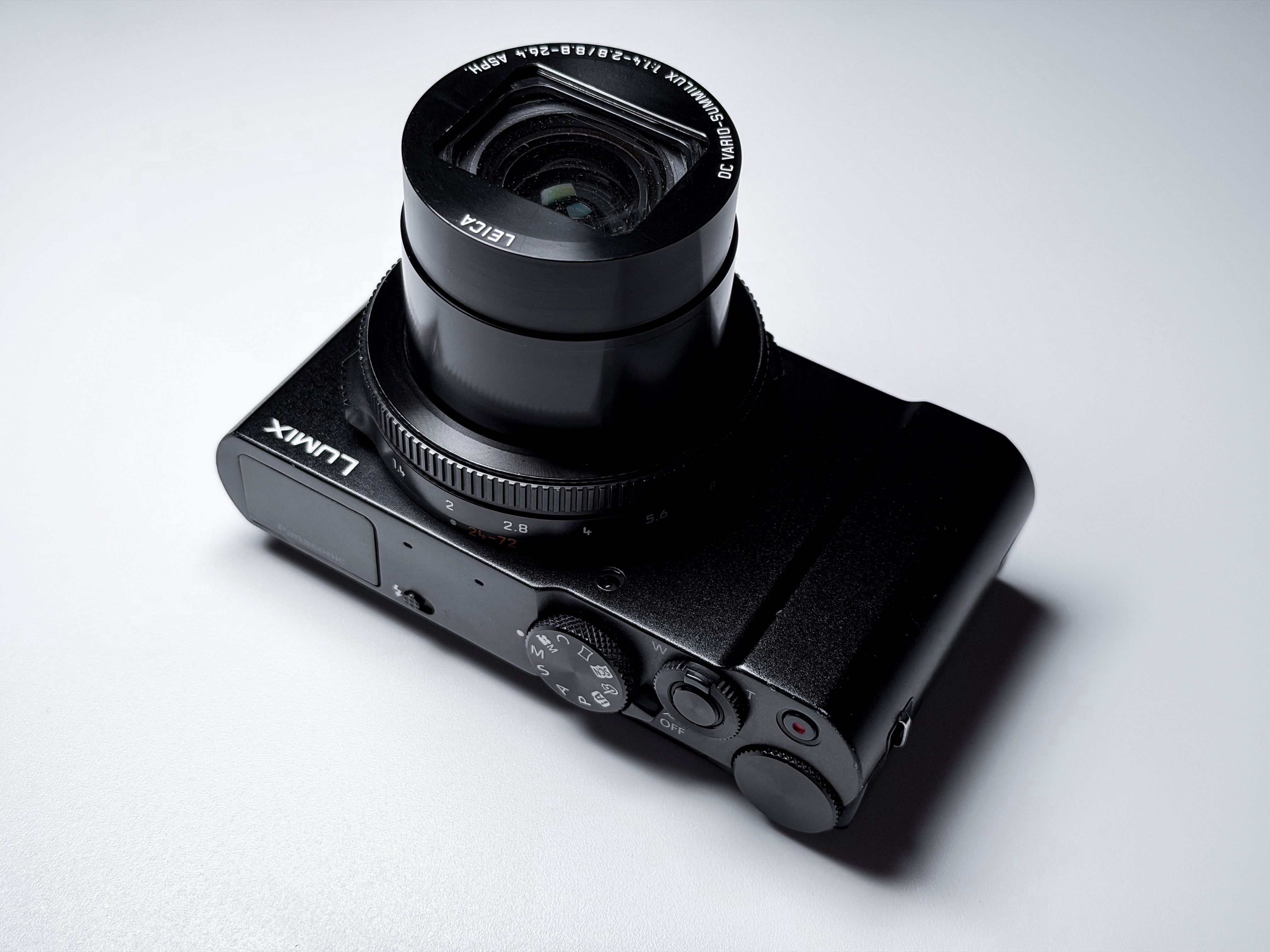 Panasonic Lumix LX15 LX10 with Leica Summilux 4K - Warranty, Excellent Condition