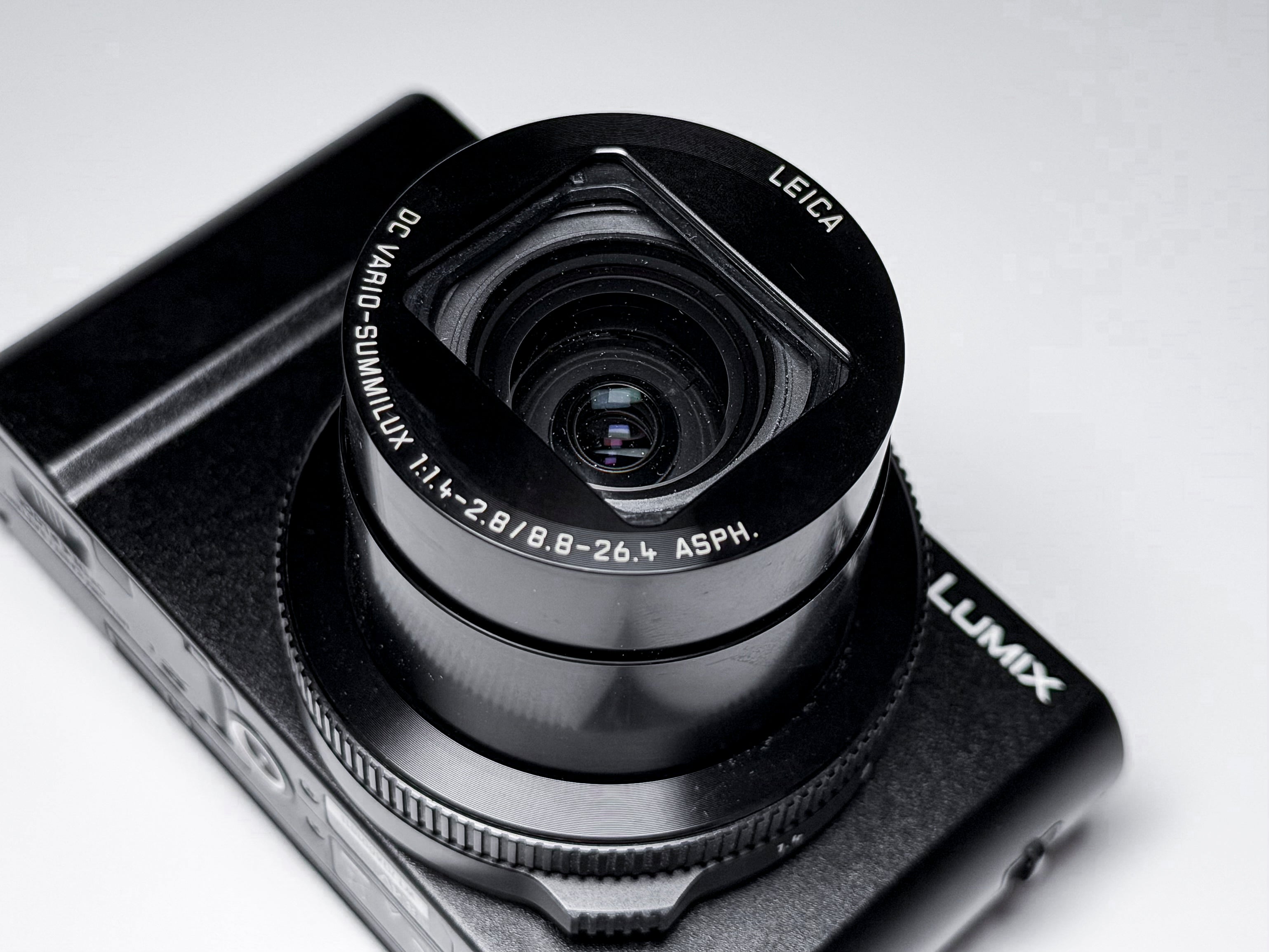 Panasonic Lumix LX15 LX10 with Leica Summilux 4K - Flash not working