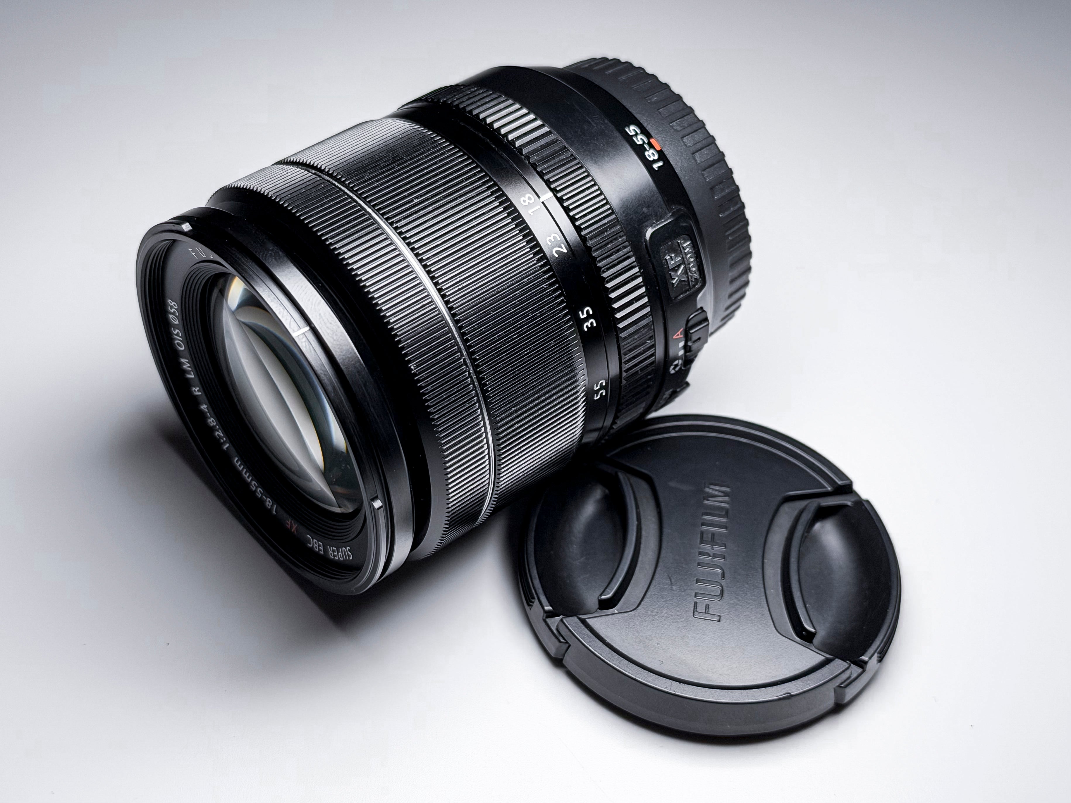 Fujifilm XF 18-55mm f/2.8-4 R OIS Lens - 1 Year Warranty, Near Mint, Fuji