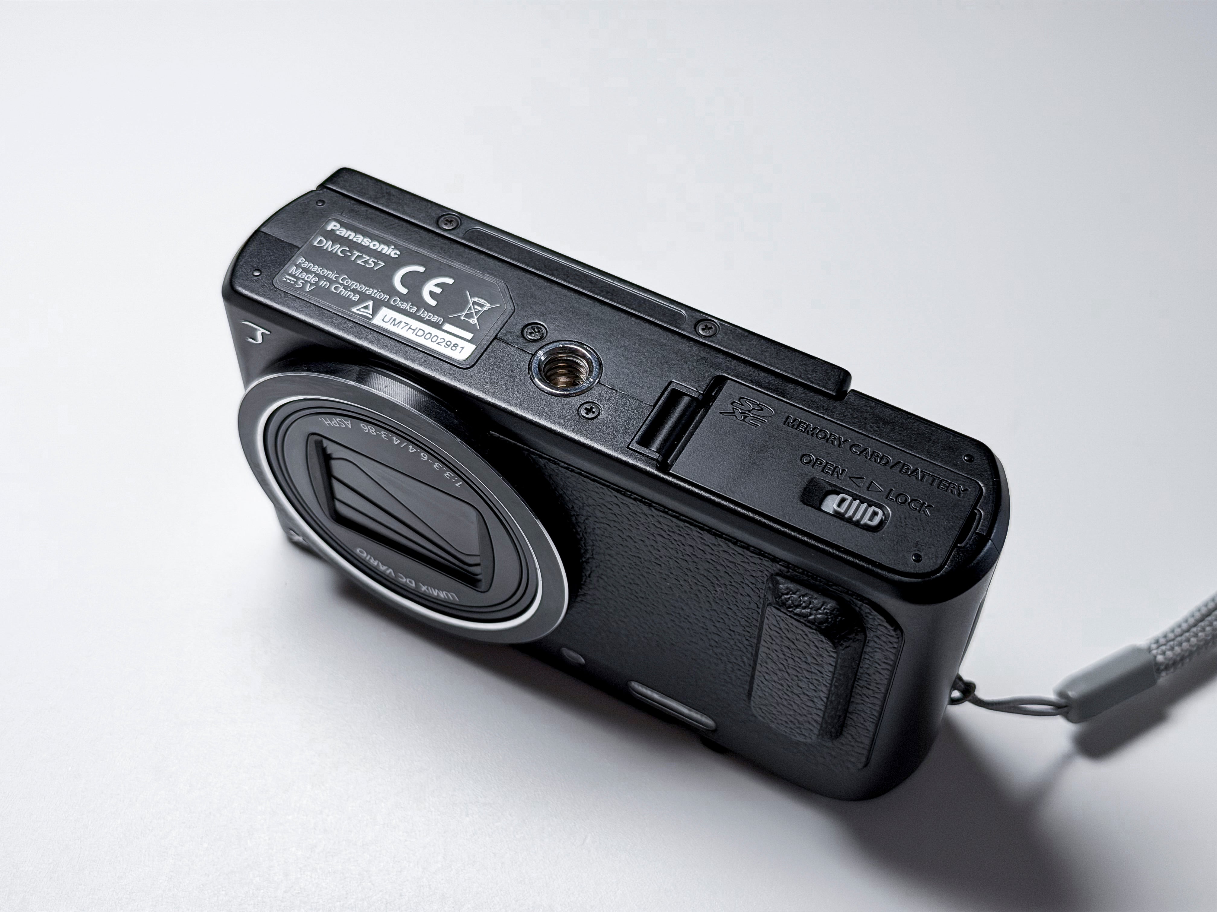 Panasonic Lumix TZ57 20x Zoom - 1 Year Warranty, Excellent TZ58 TZ-57