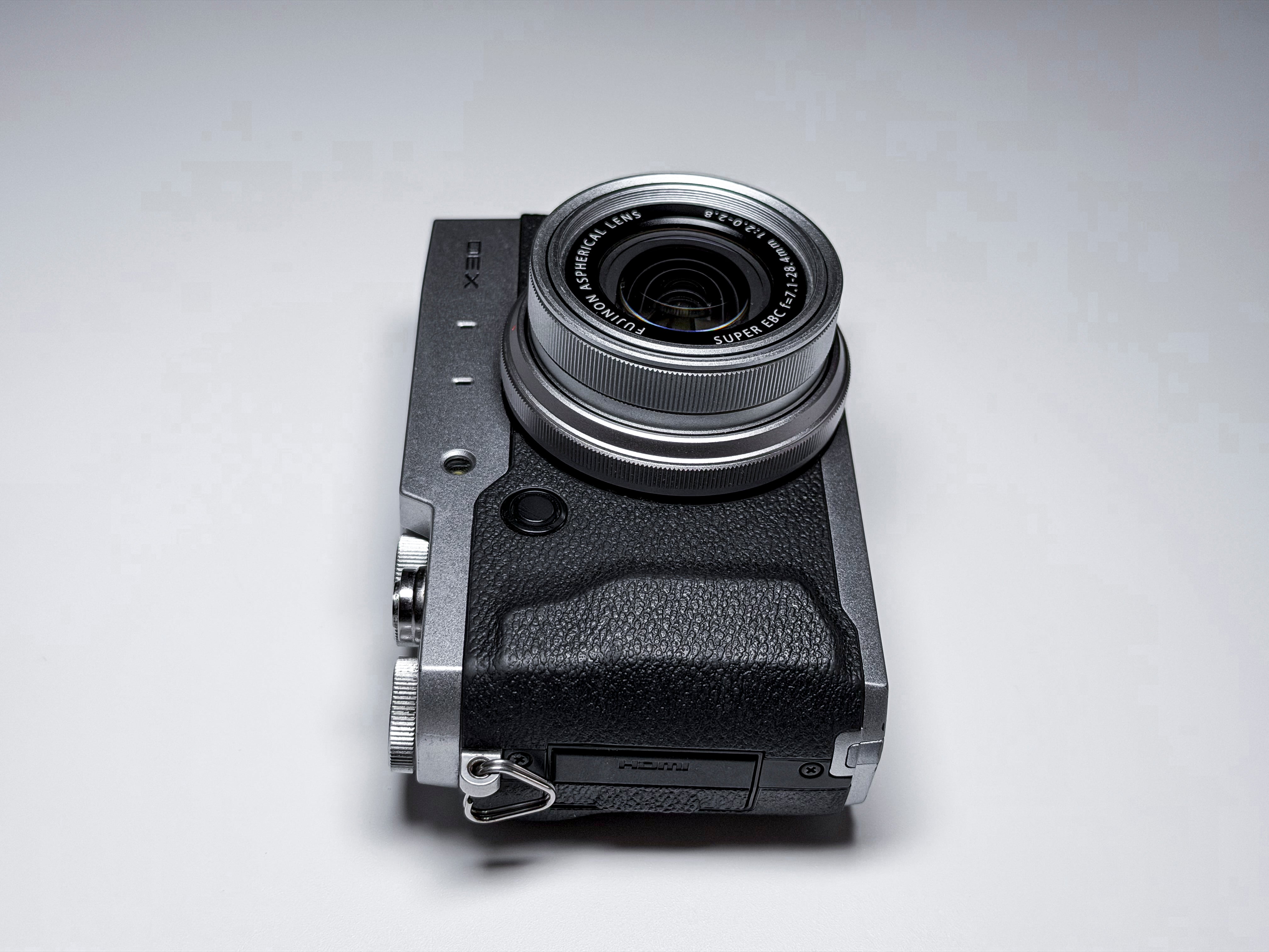 Fujifilm X30 Compact Camera Fuji 4X Zoom - 1 Year Warranty, Excellent