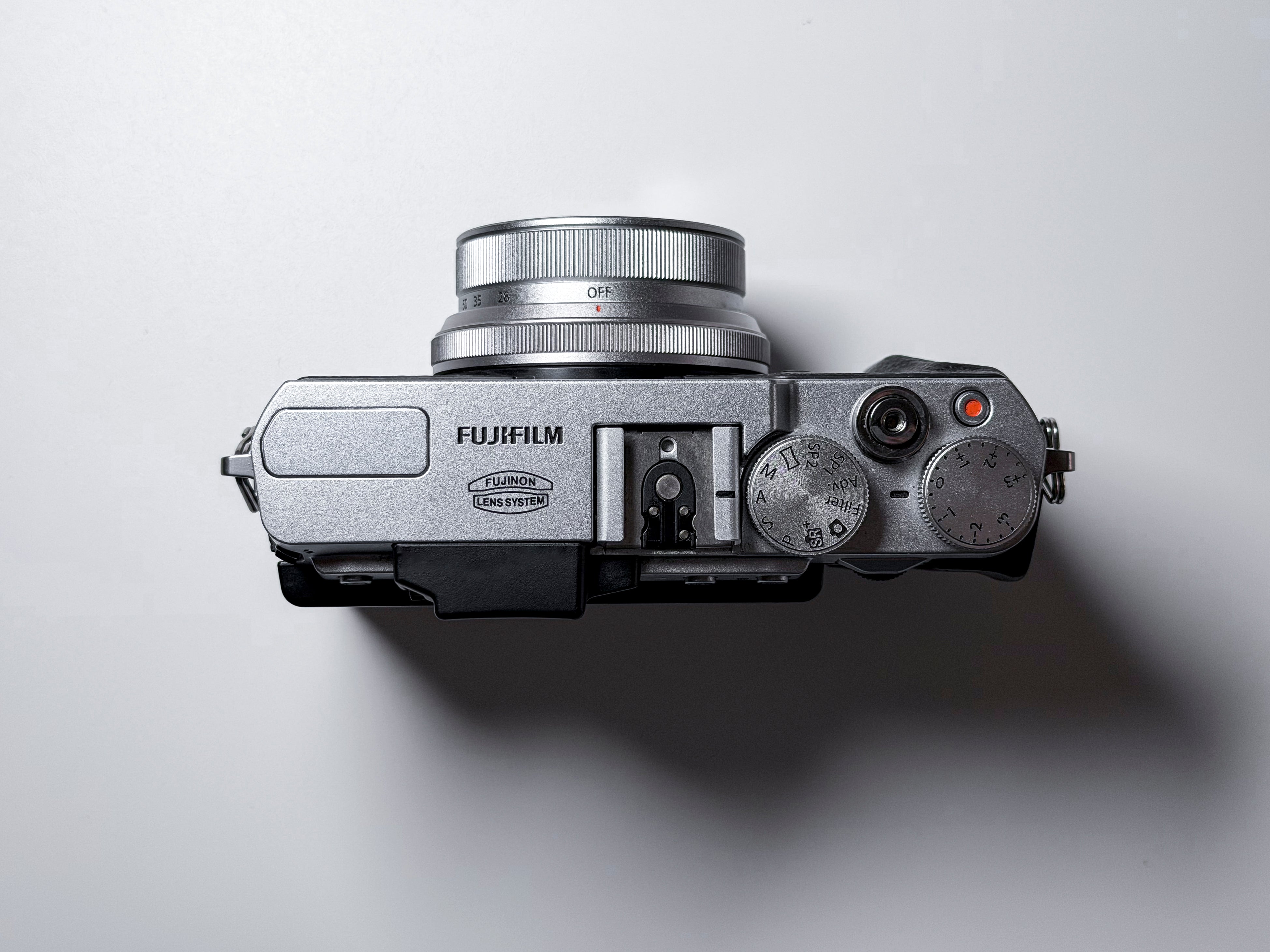Fujifilm X30 Compact Camera Fuji 4X Zoom - 1 Year Warranty, Excellent
