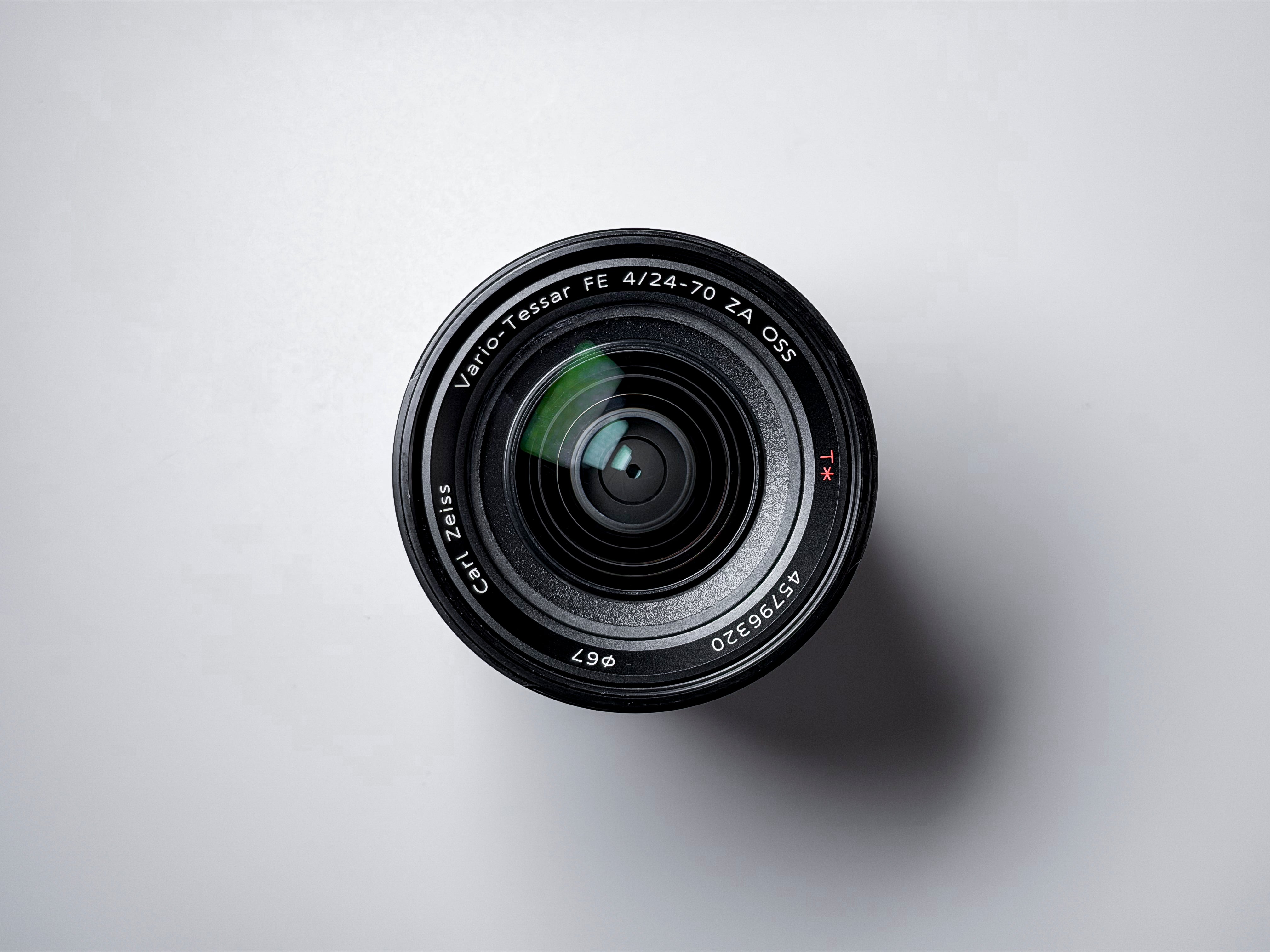 Sony 24-70mm Zeiss Vario-Tessar FE OSS Mirrorless Lens - 1 Year Warranty