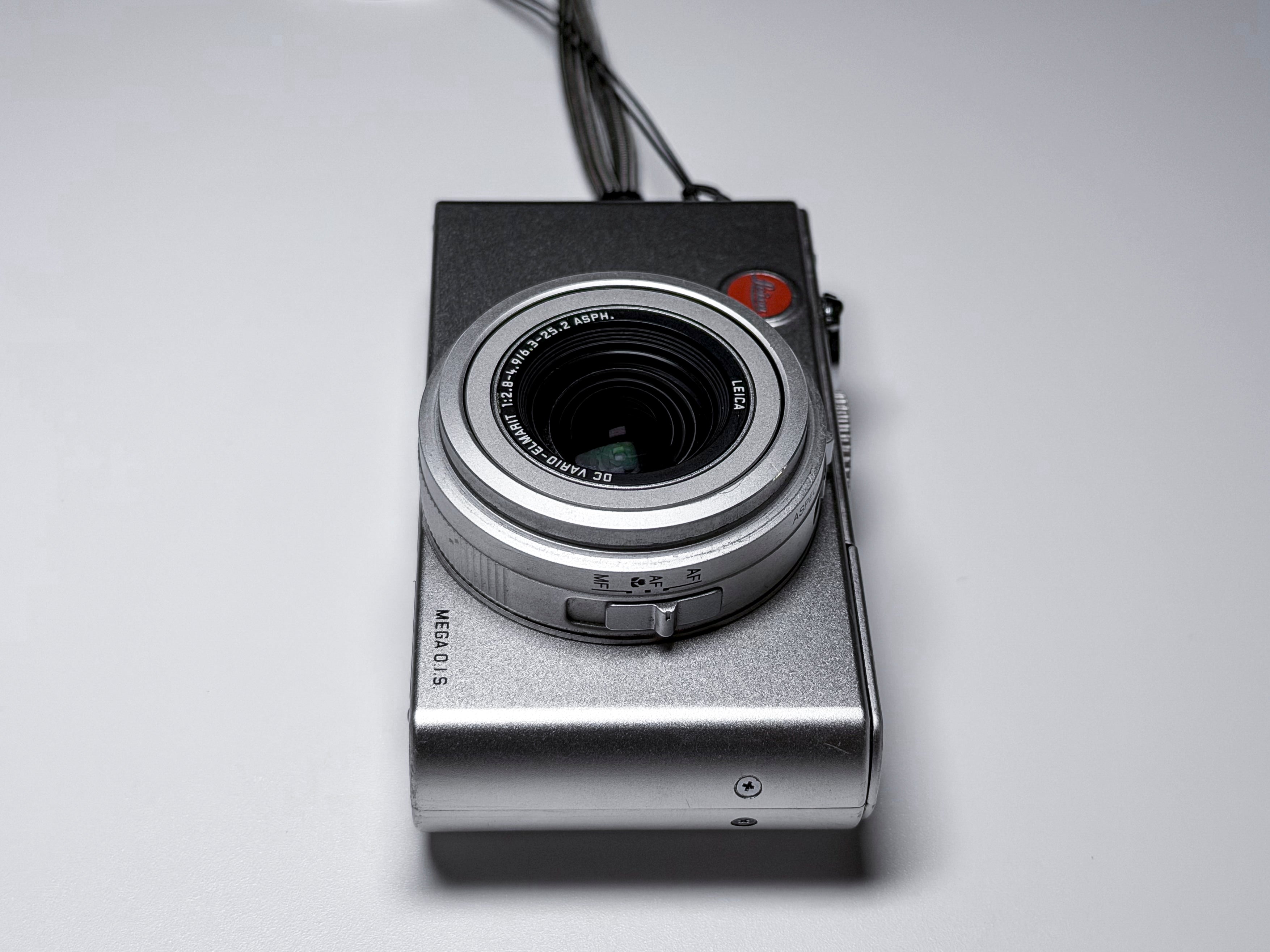 Leica D-Lux 3 CCD Camera Silver 4x Zoom - 1 Year Warranty, Excellent Dlux 3