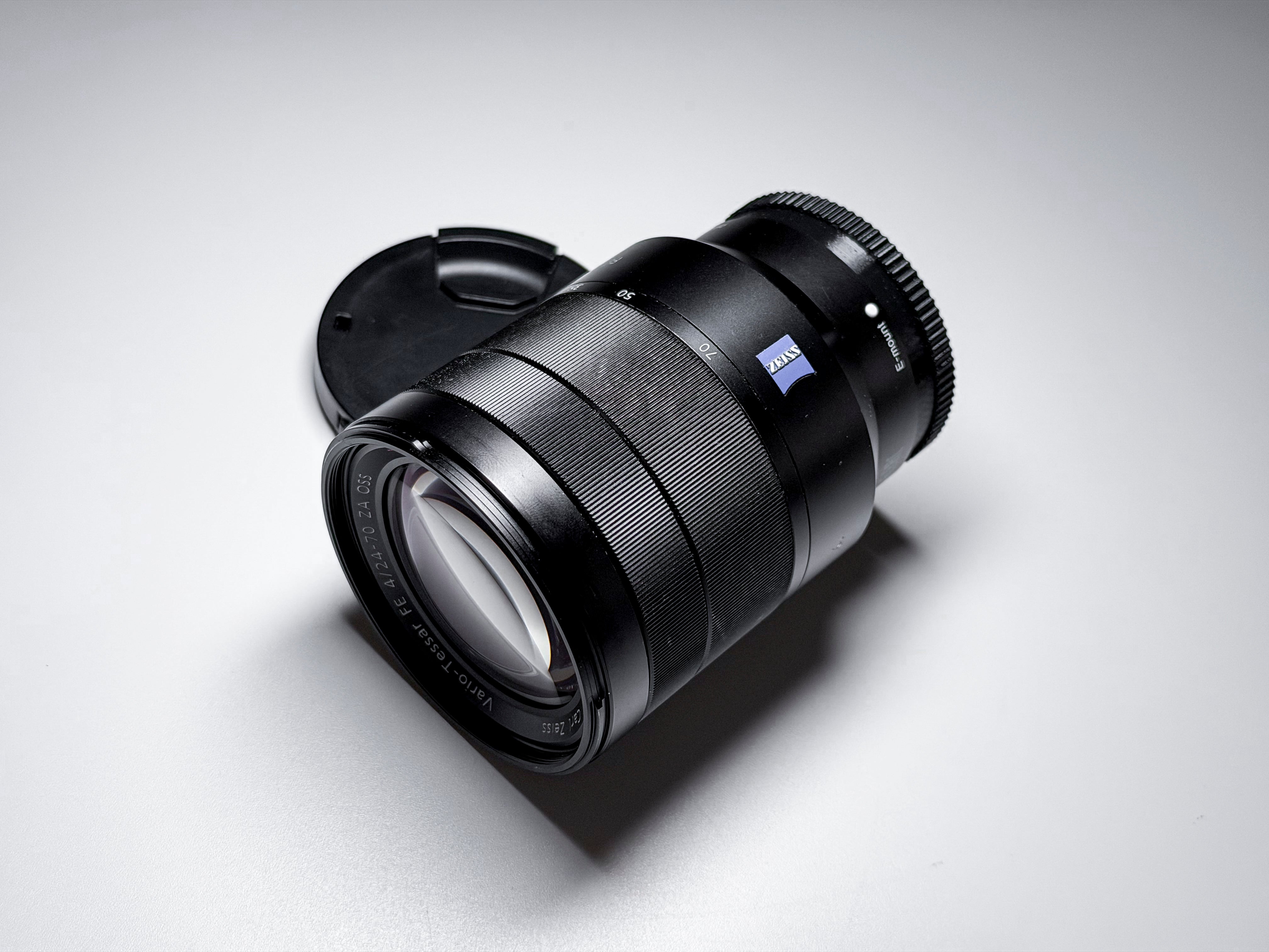 Sony 24-70mm Zeiss Vario-Tessar FE OSS Mirrorless Lens - 1 Year Warranty