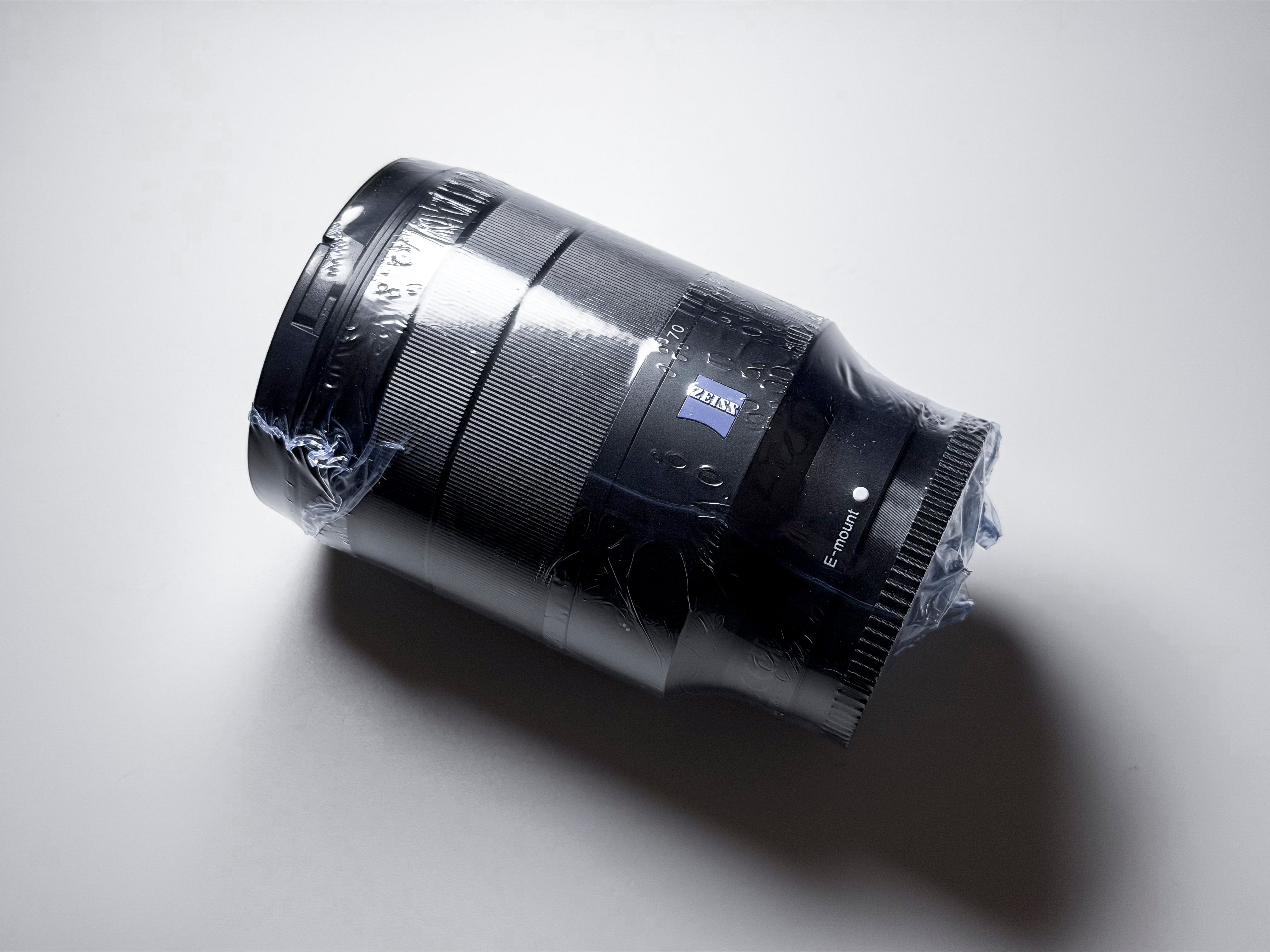 Sony 24-70mm Zeiss Vario-Tessar FE OSS Mirrorless Lens - 1 Year Warranty