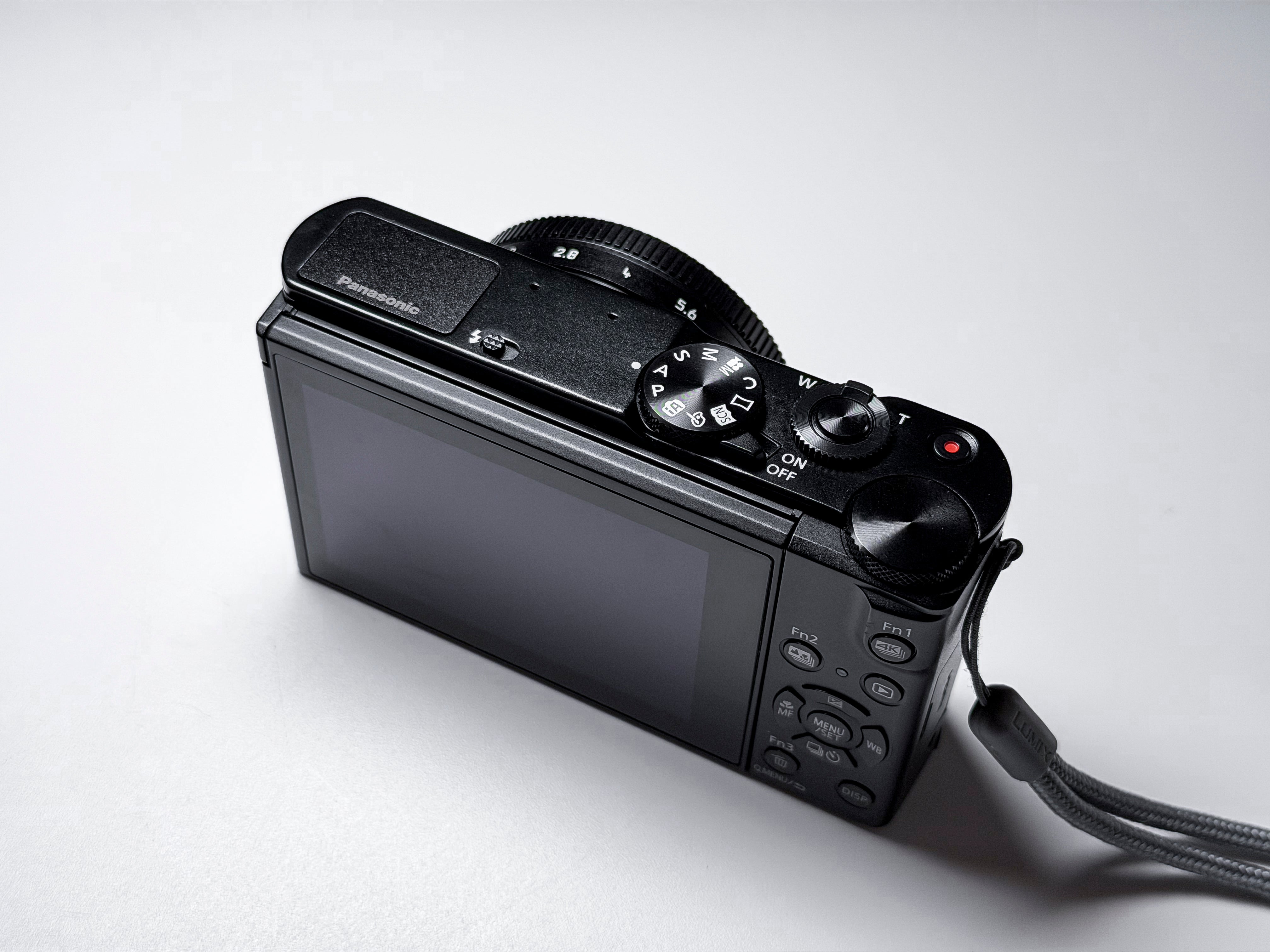 Panasonic Lumix LX15 LX10 with Leica Summilux 4K - Warranty, Excellent Condition