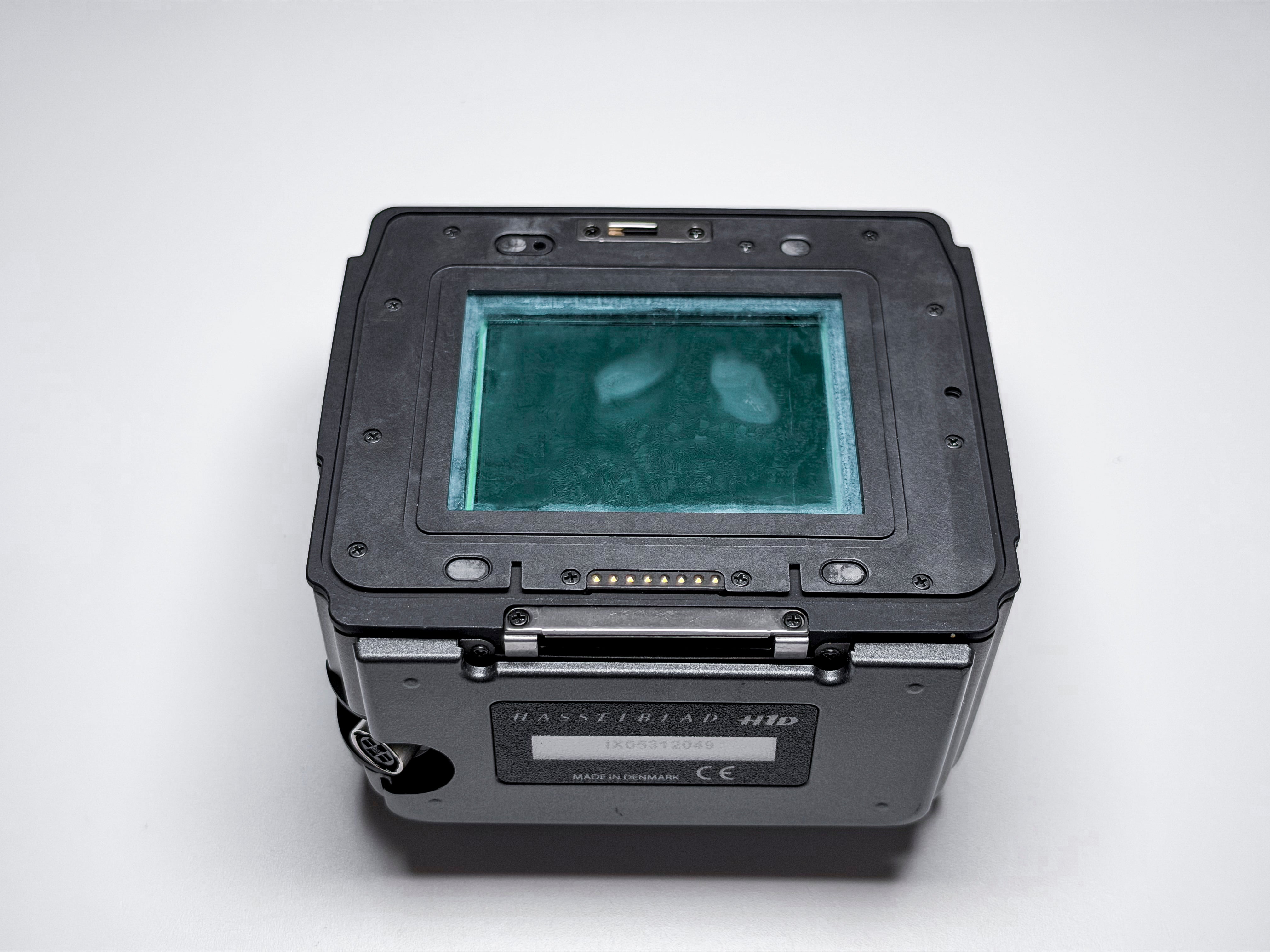Hasselblad H1D Digital Back with Image Bank and Cable