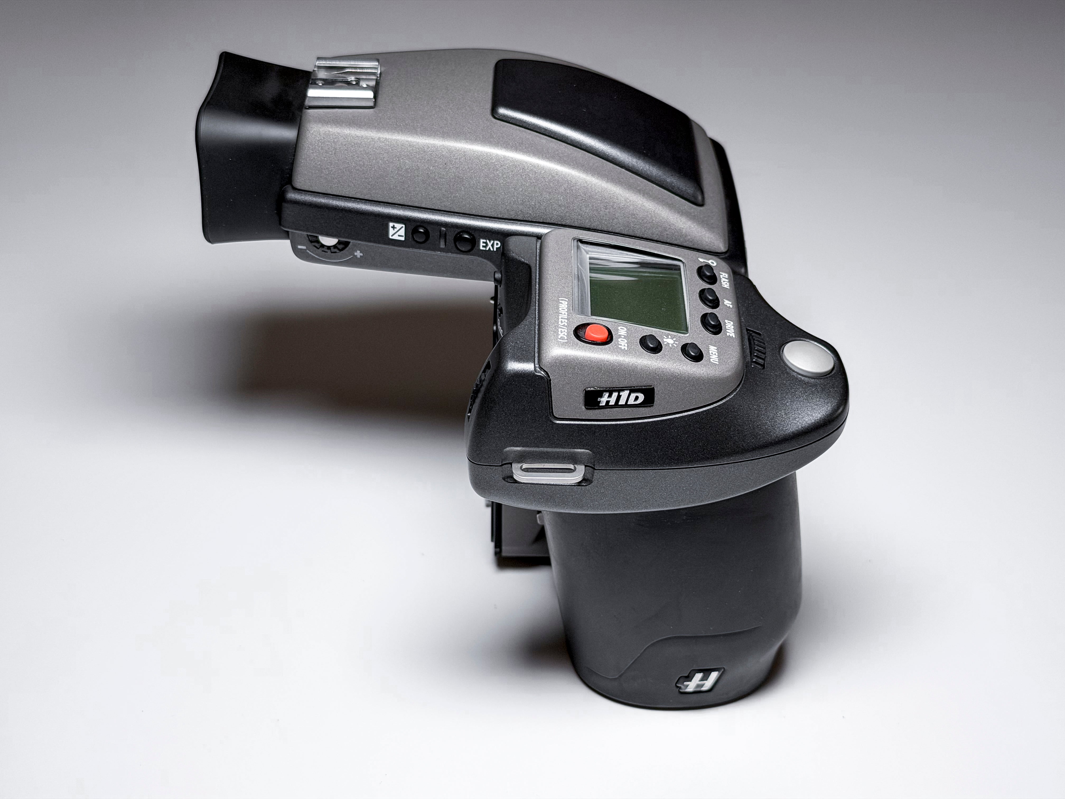 Hasselblad H1 H1D Meidum Format Body with Grip, H90X Viewfinder - Excellent