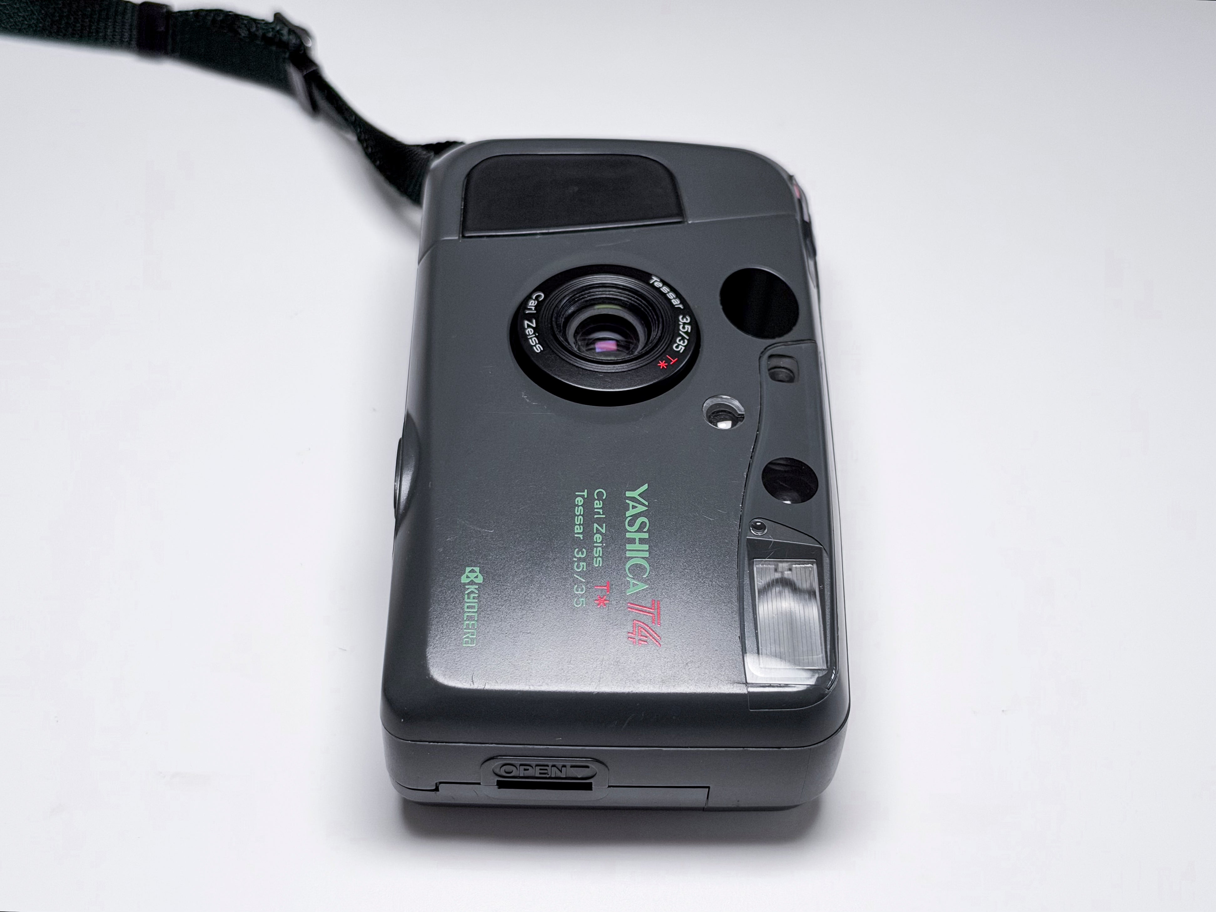Yashica T4 Safari Zeiss Lens 35mm Film Camera - Film Tested, Excellent