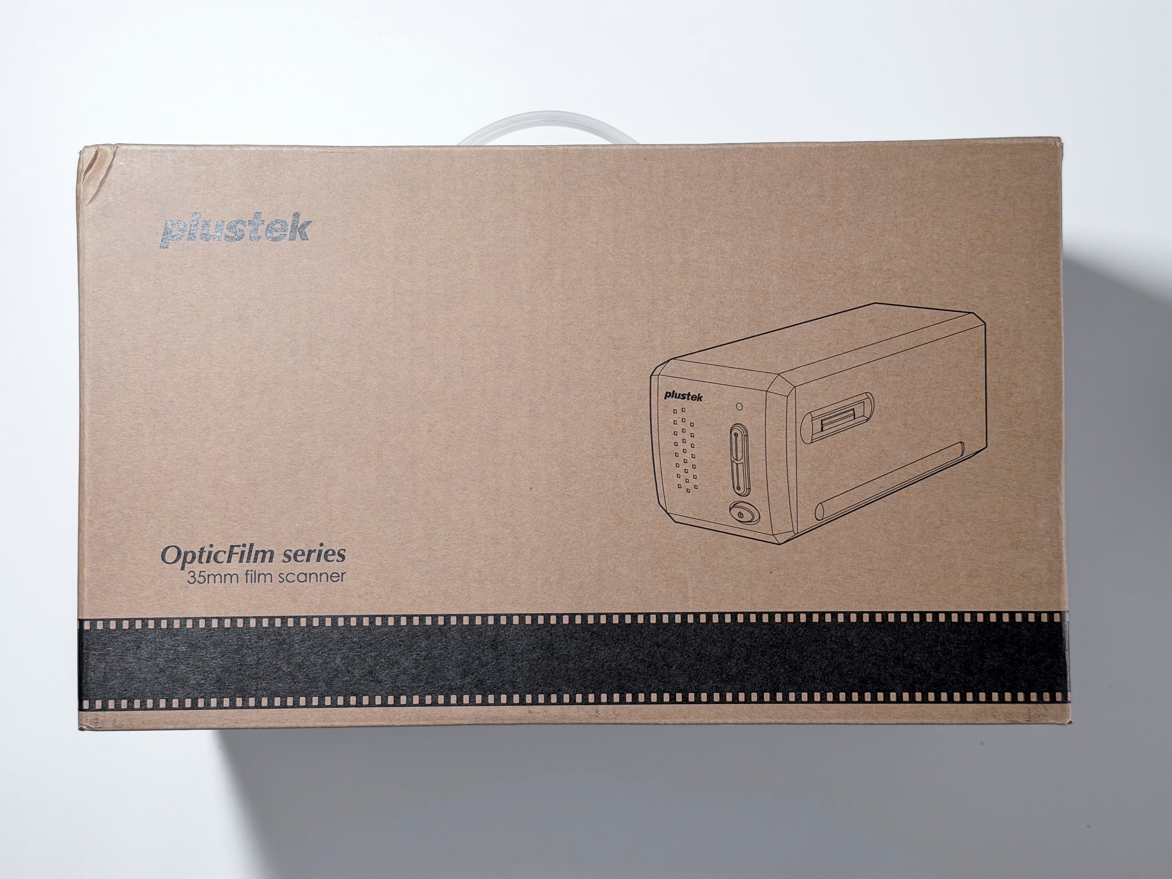 Plustek 8300i SE Film Scanner 35mm brand new + Silverfast SE Plus + holders