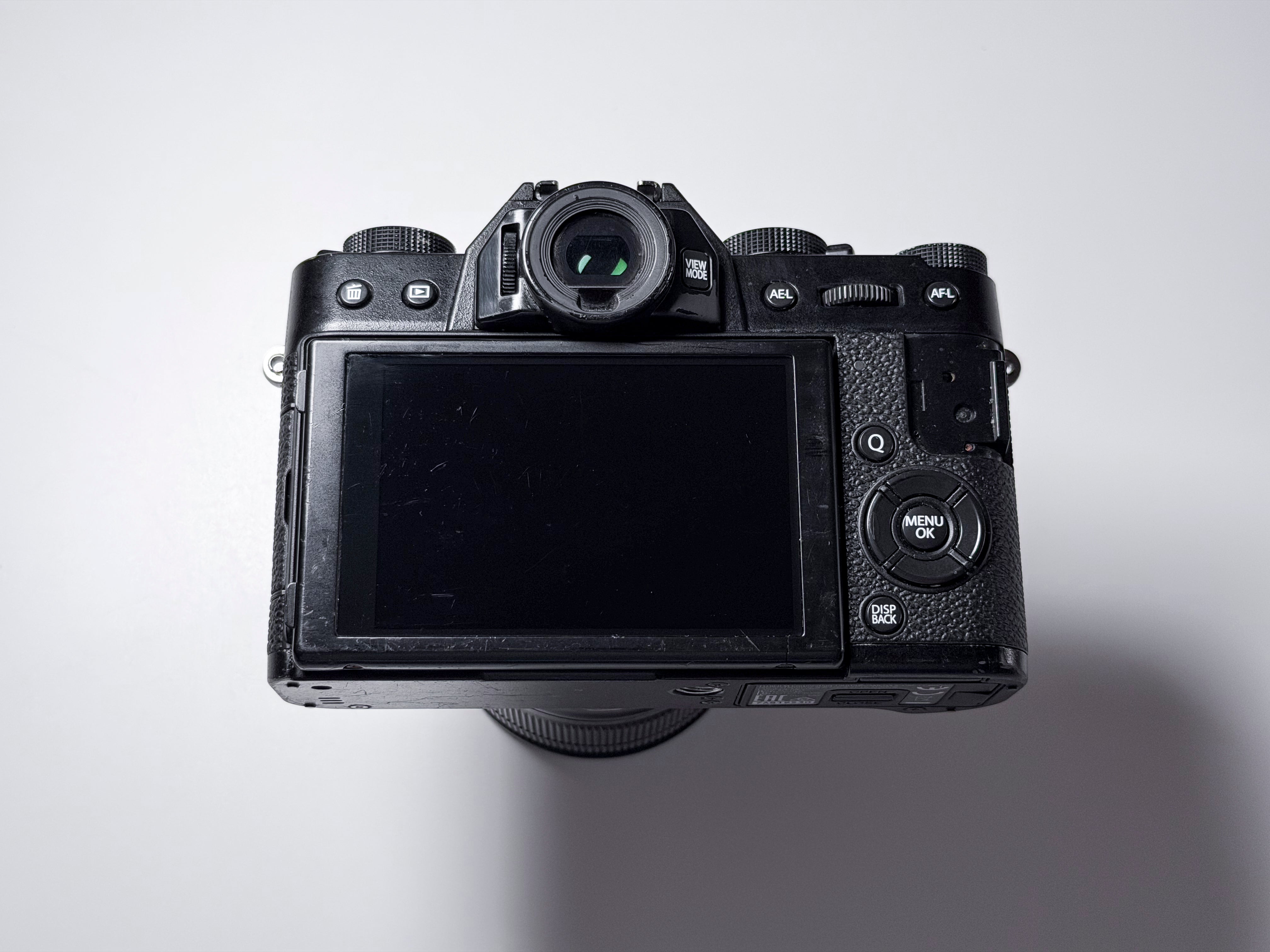 Fujifilm X-T20 + 16-50mm OIS Mirrorless 4K Video APS-C - Read Descriptio