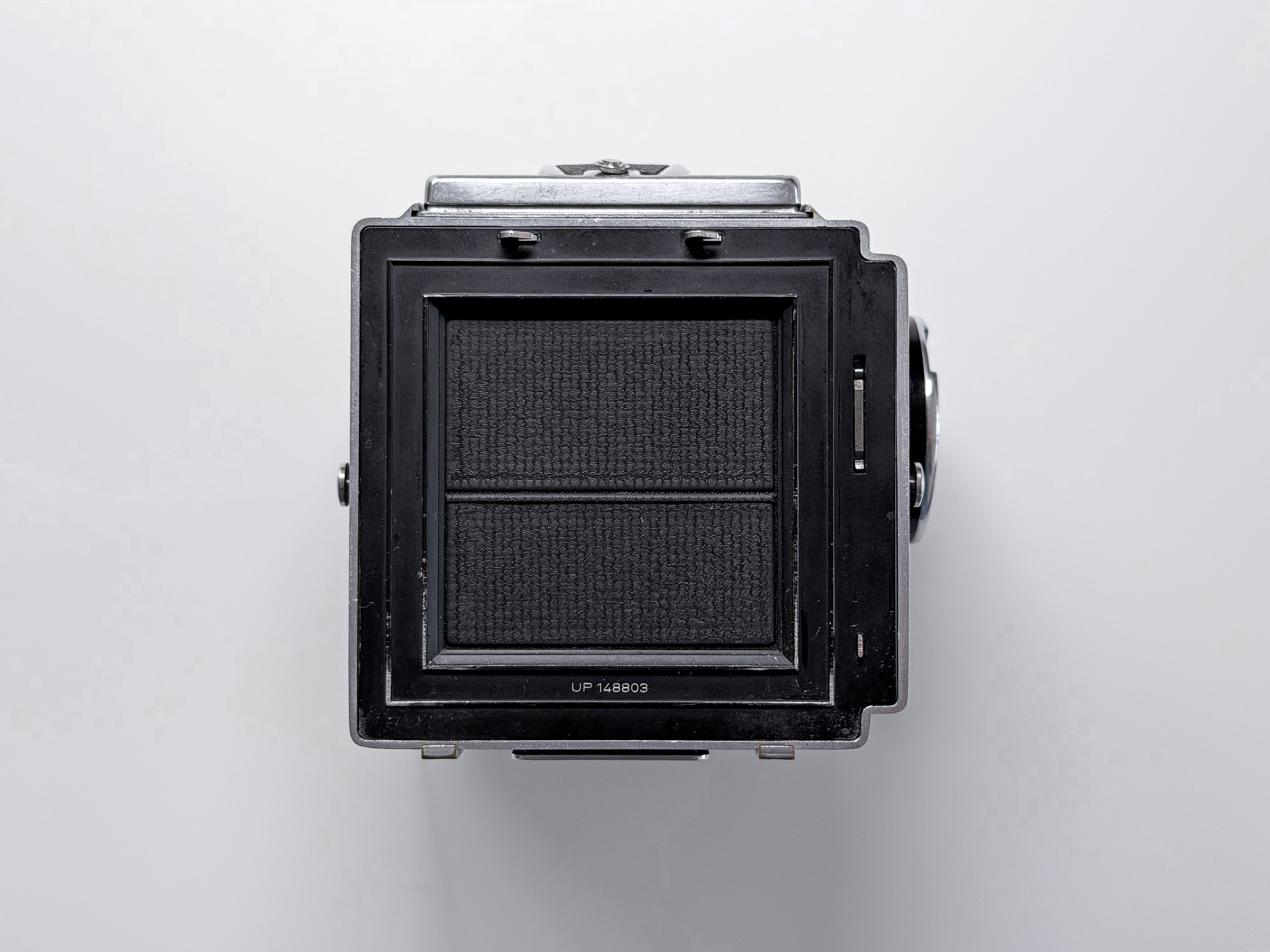 Hasselblad 500 CM C/M Body - Needs adjustment, Read Description