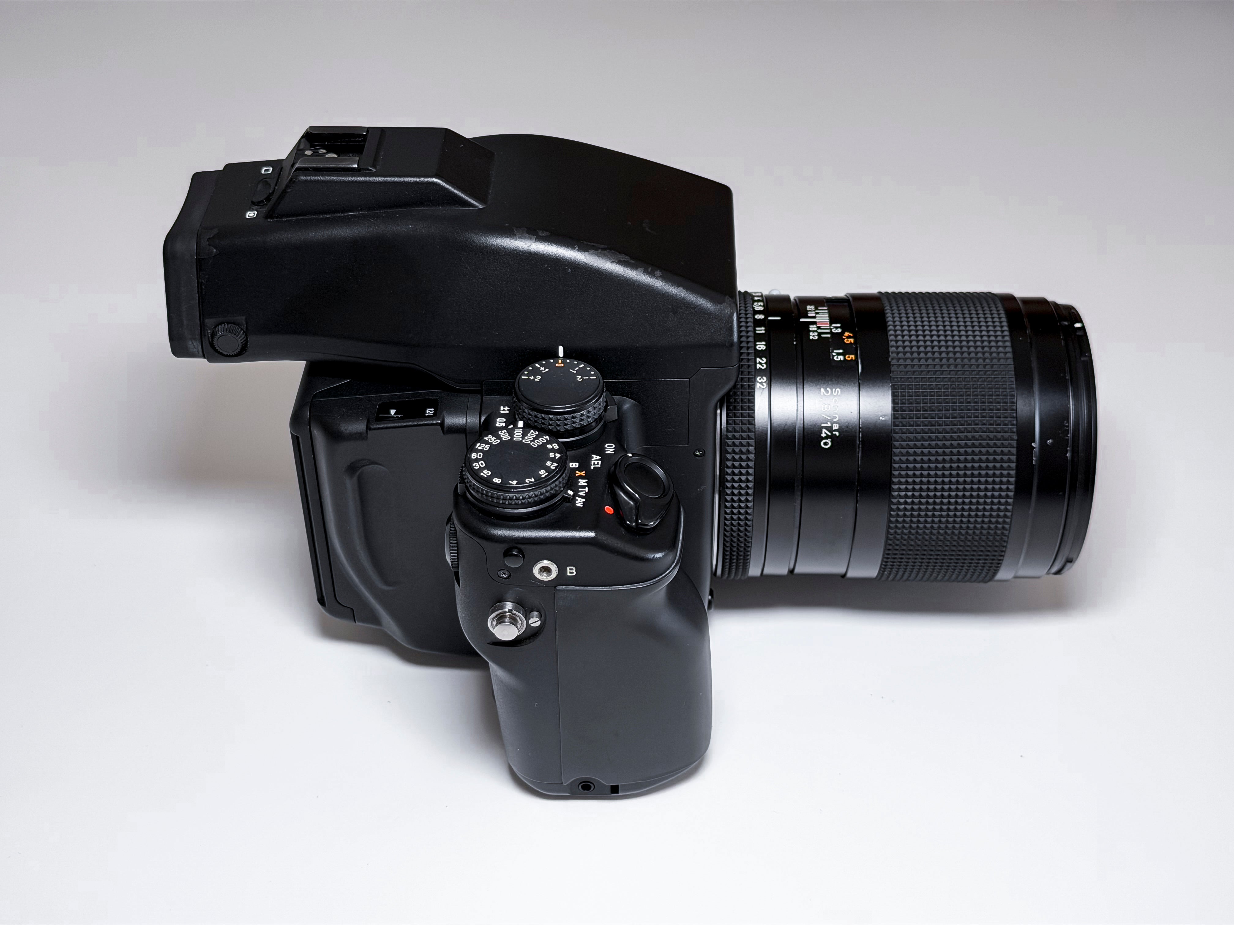 Contax 645 + 120mm Sonnar Full Set Metering Finder - CLA and Film Tested