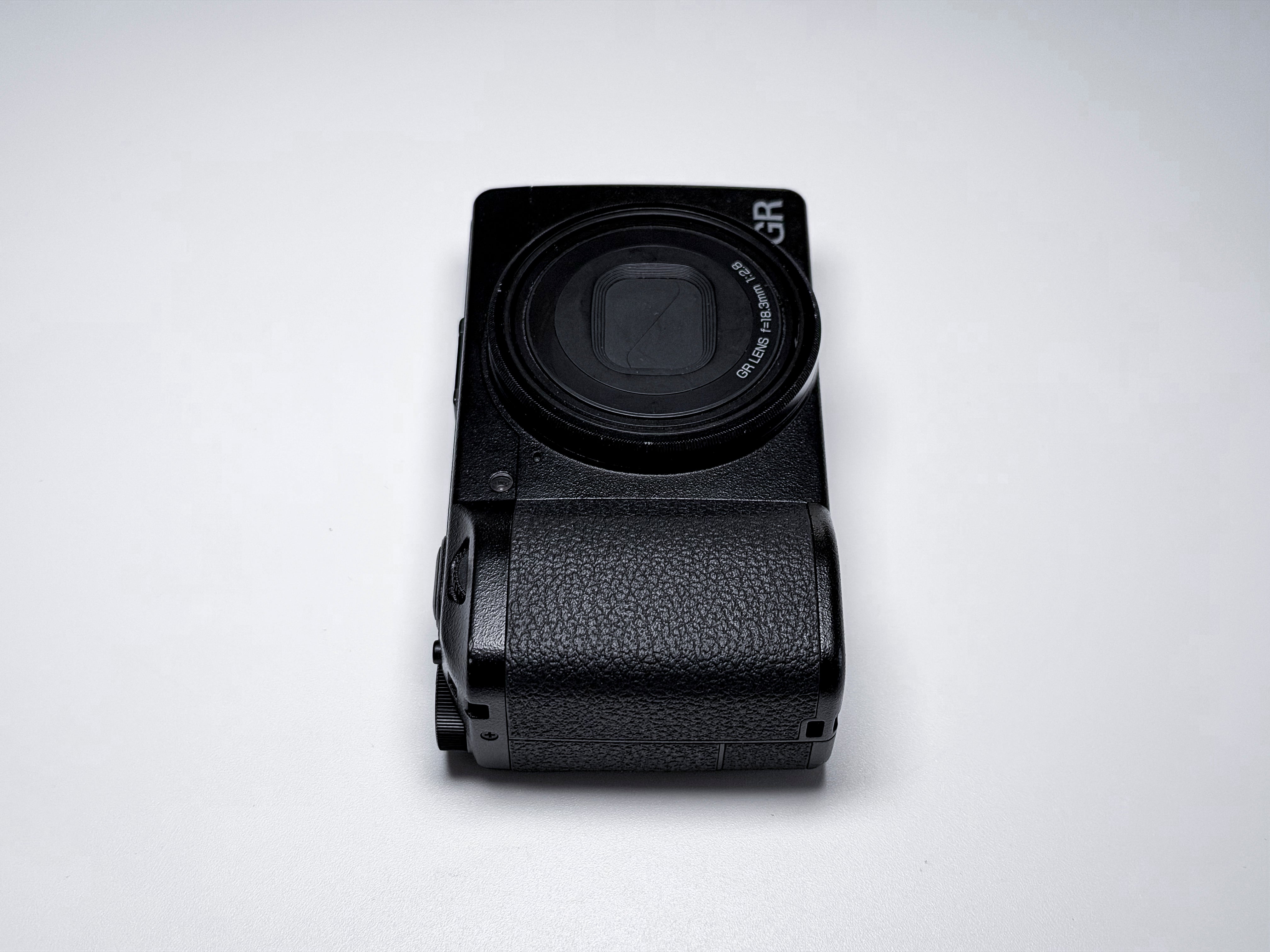 Ricoh GR III Compact Camera APS-C GR3 - 1 Year Warranty Excellent 1500 Shutter