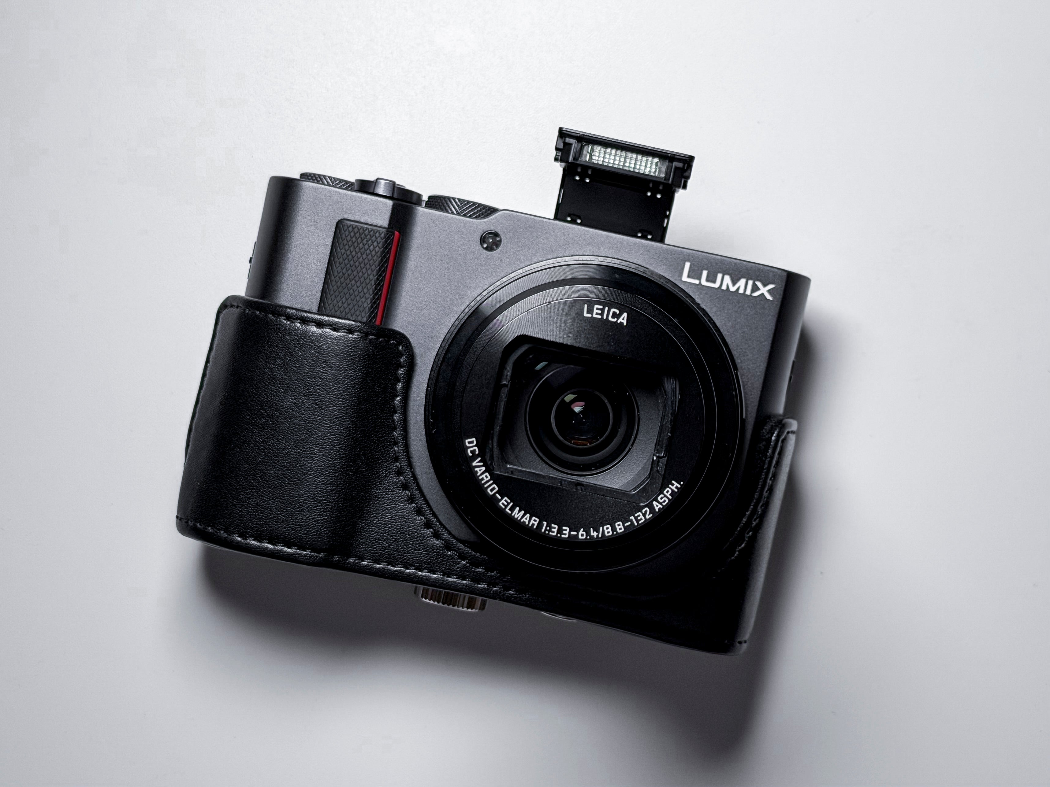 Panasonic Lumix TZ200 15x Leica Lens - 1 Year Warranty, Excellent ZS200 TZ-200