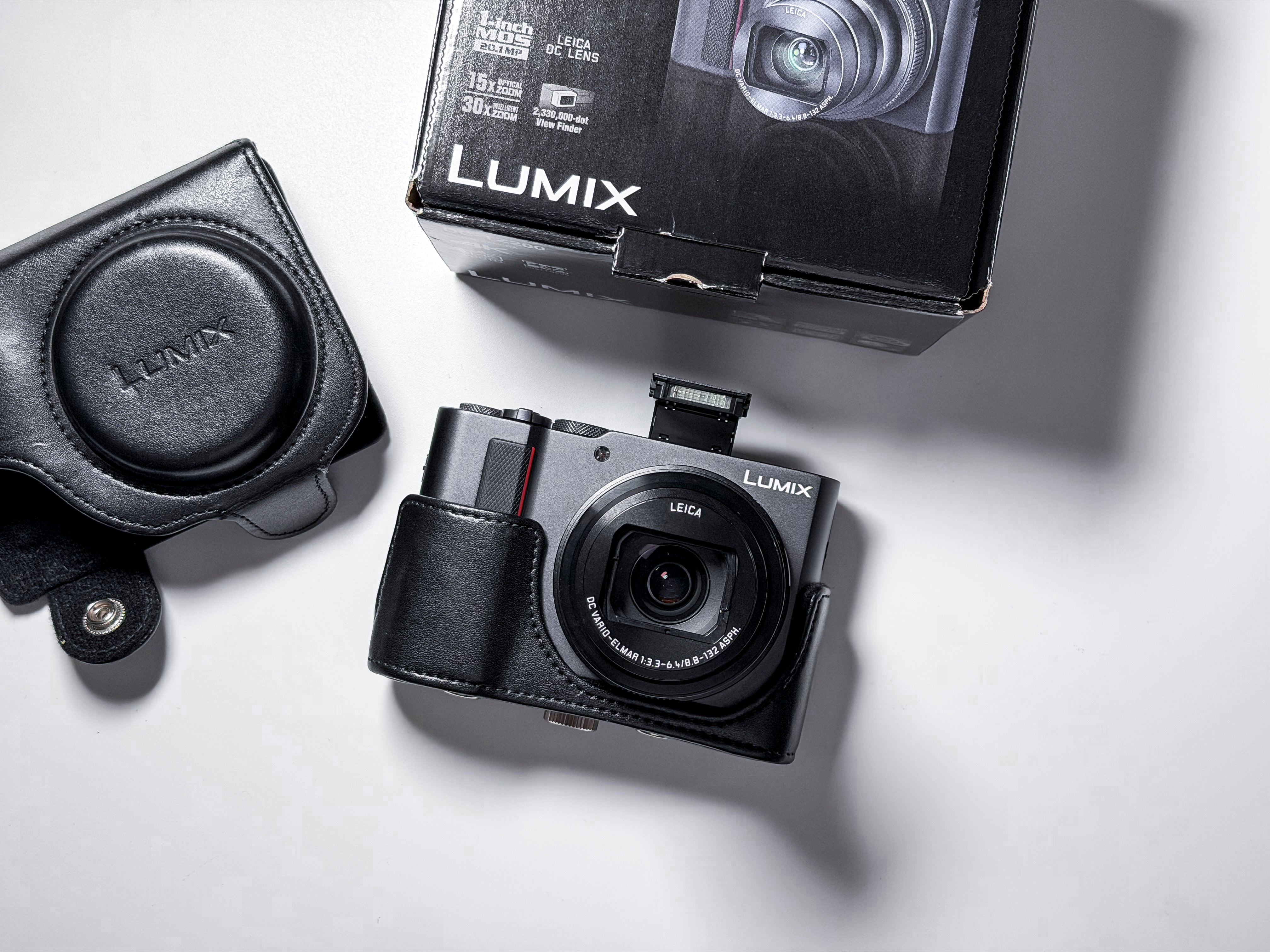 Panasonic Lumix TZ200 15x Leica Lens - 1 Year Warranty, Excellent ZS200 TZ-200