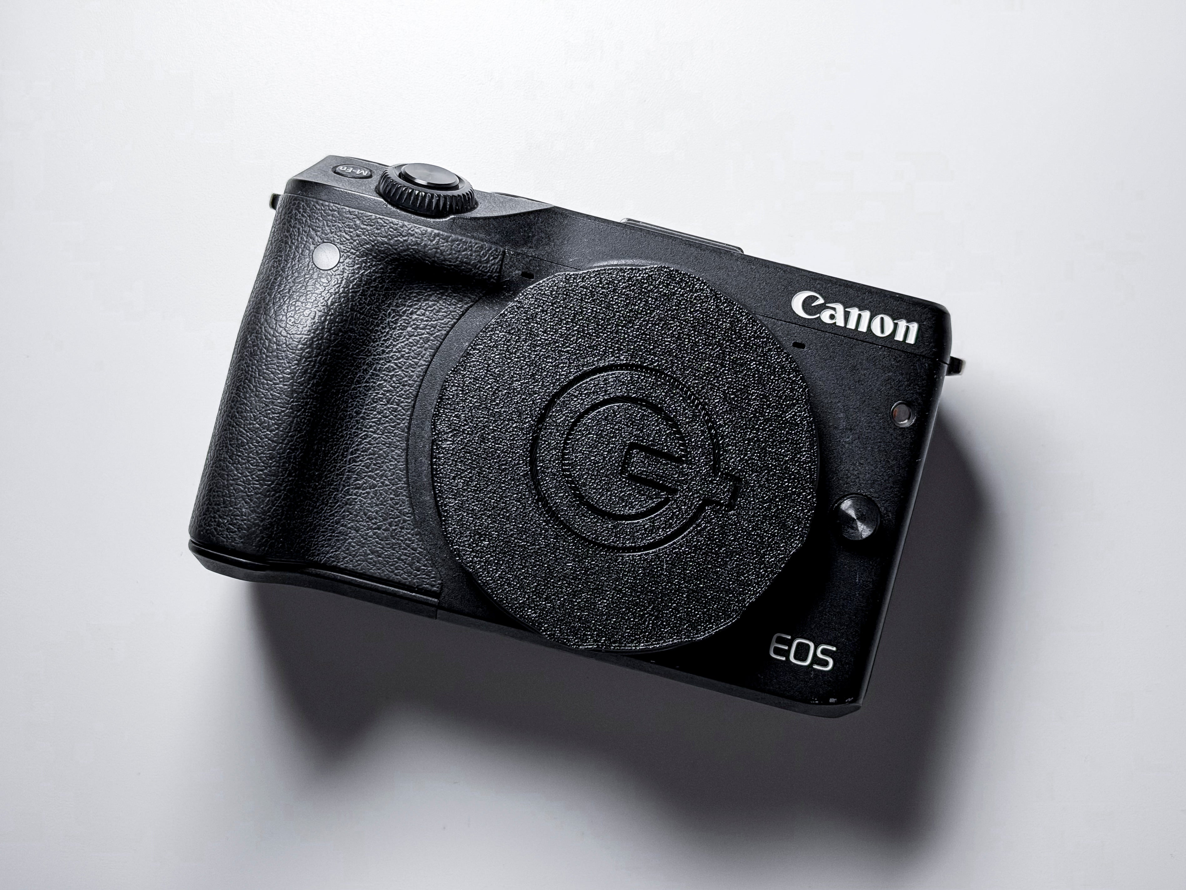 Canon EOS M3 + EF Adapter Mirrorless APS-C 24.2 Mpx - 1 Year Warranty, Excellent