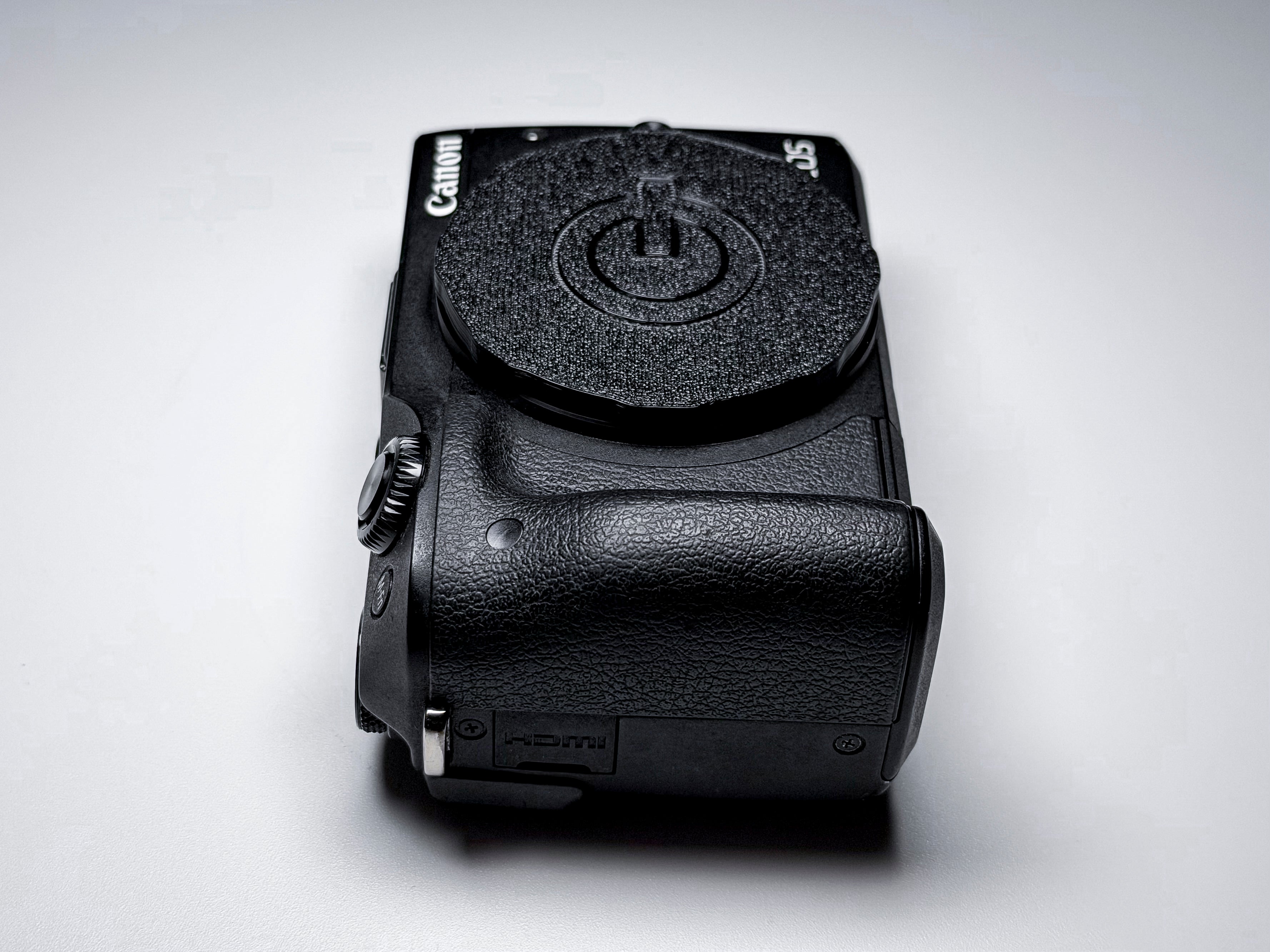 Canon EOS M3 + EF Adapter Mirrorless APS-C 24.2 Mpx - 1 Year Warranty, Excellent