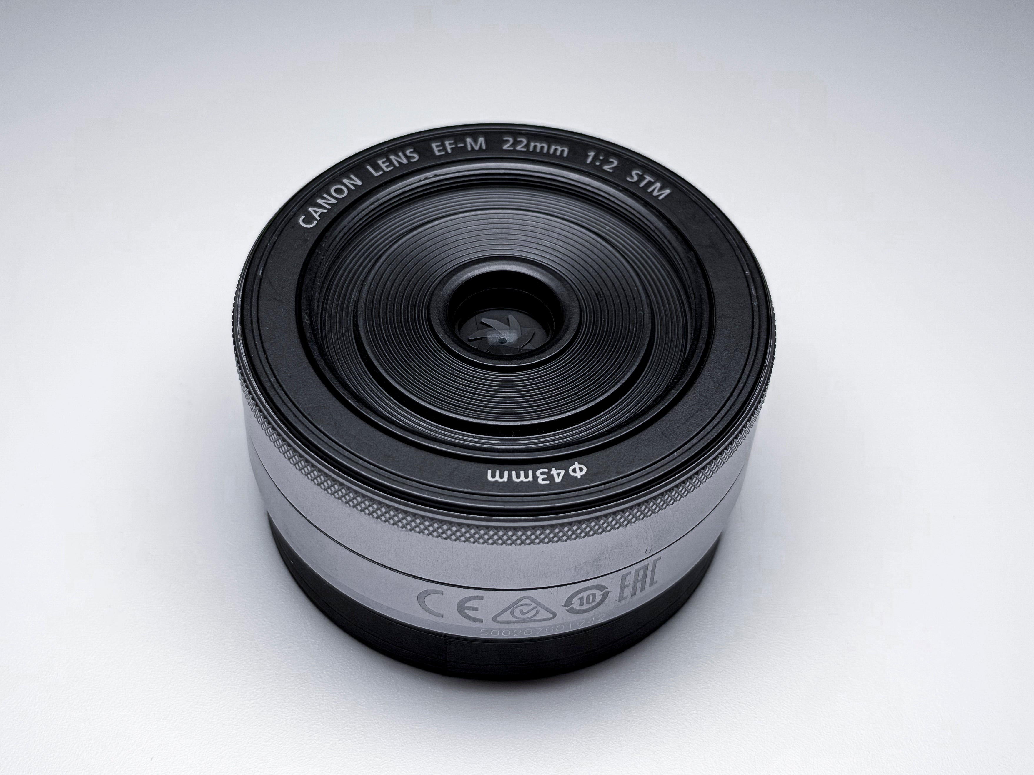 Canon EOS M3 + 22mm f/2.0 + EF Adapter Mirrorless - 1 Year Warranty, Excellent