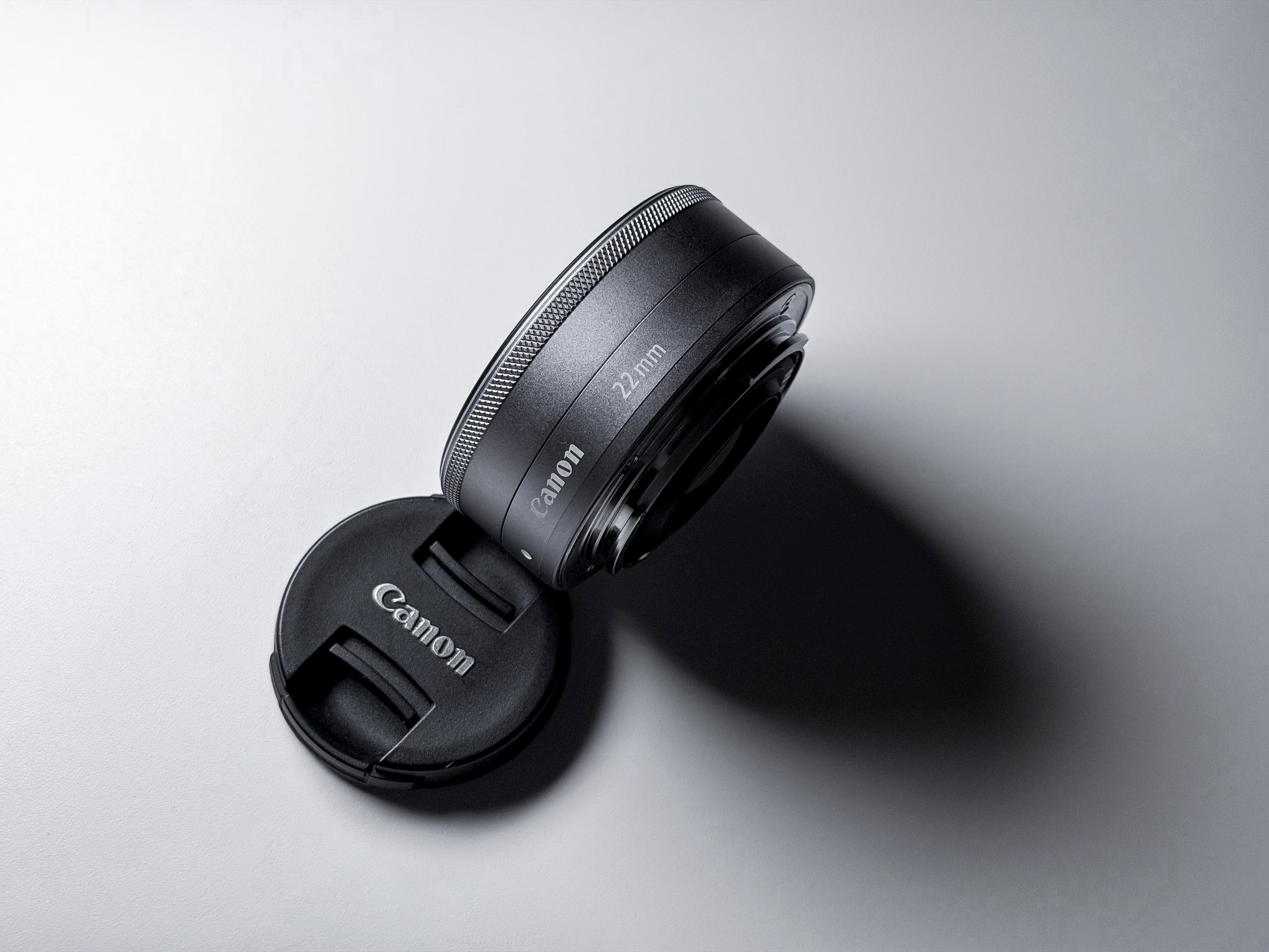 Canon EOS M3 + 22mm f/2.0 + EF Adapter Mirrorless - 1 Year Warranty, Excellent
