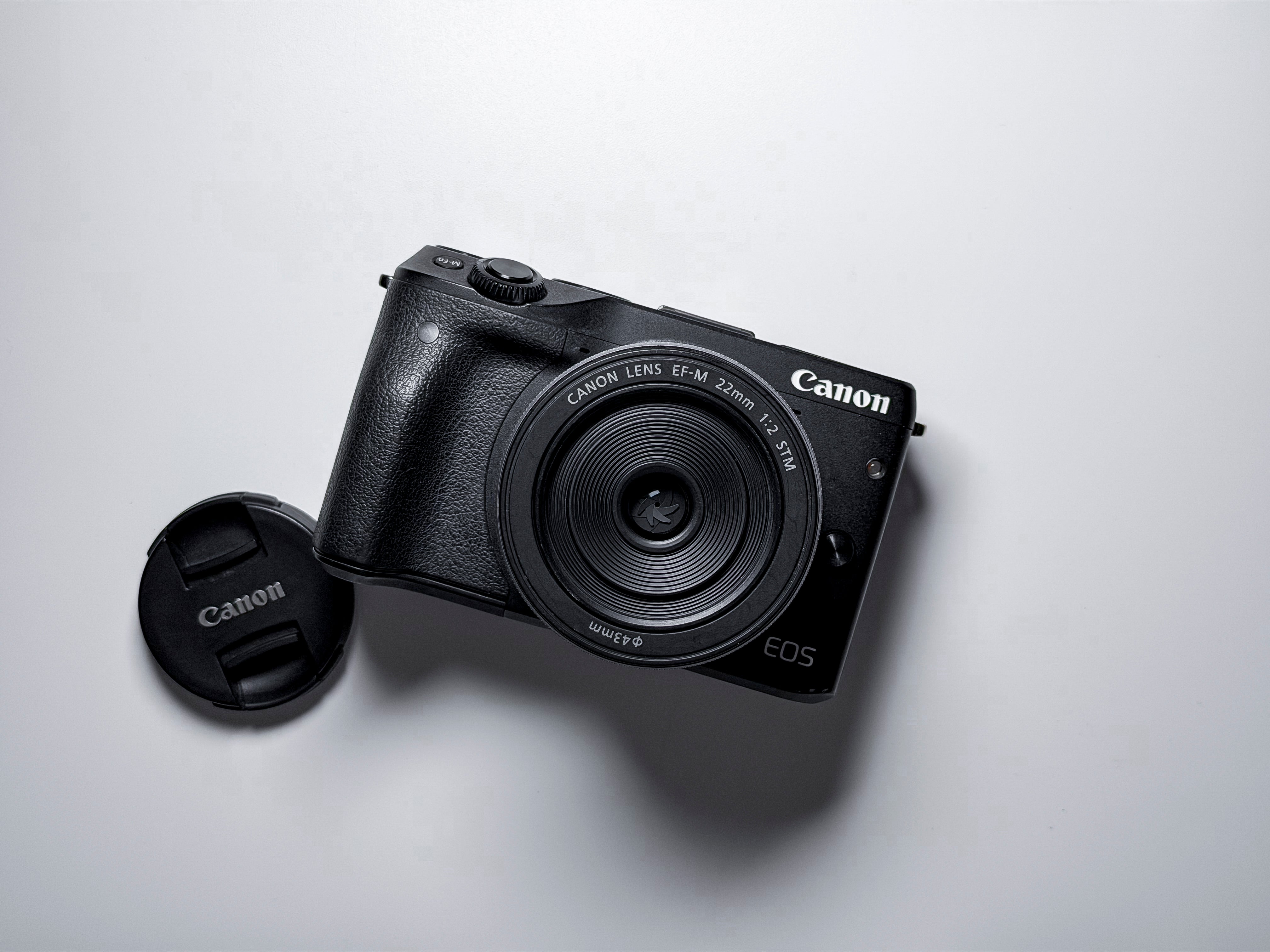 Canon EOS M3 + 22mm f/2.0 + EF Adapter Mirrorless - 1 Year Warranty, Excellent