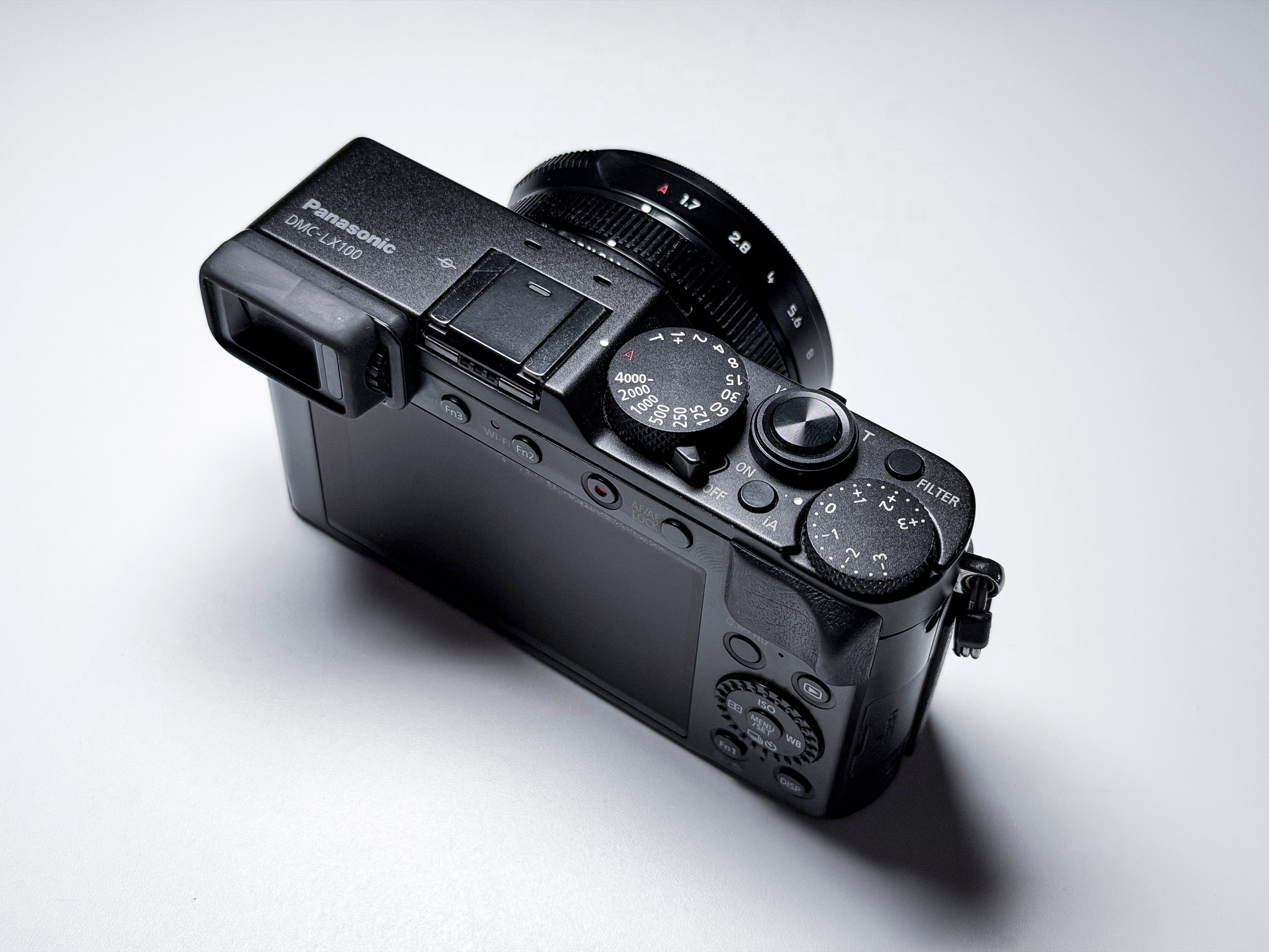 Panasonic Lumix LX100 Leica Lens - 1 Year Warranty, Excellent