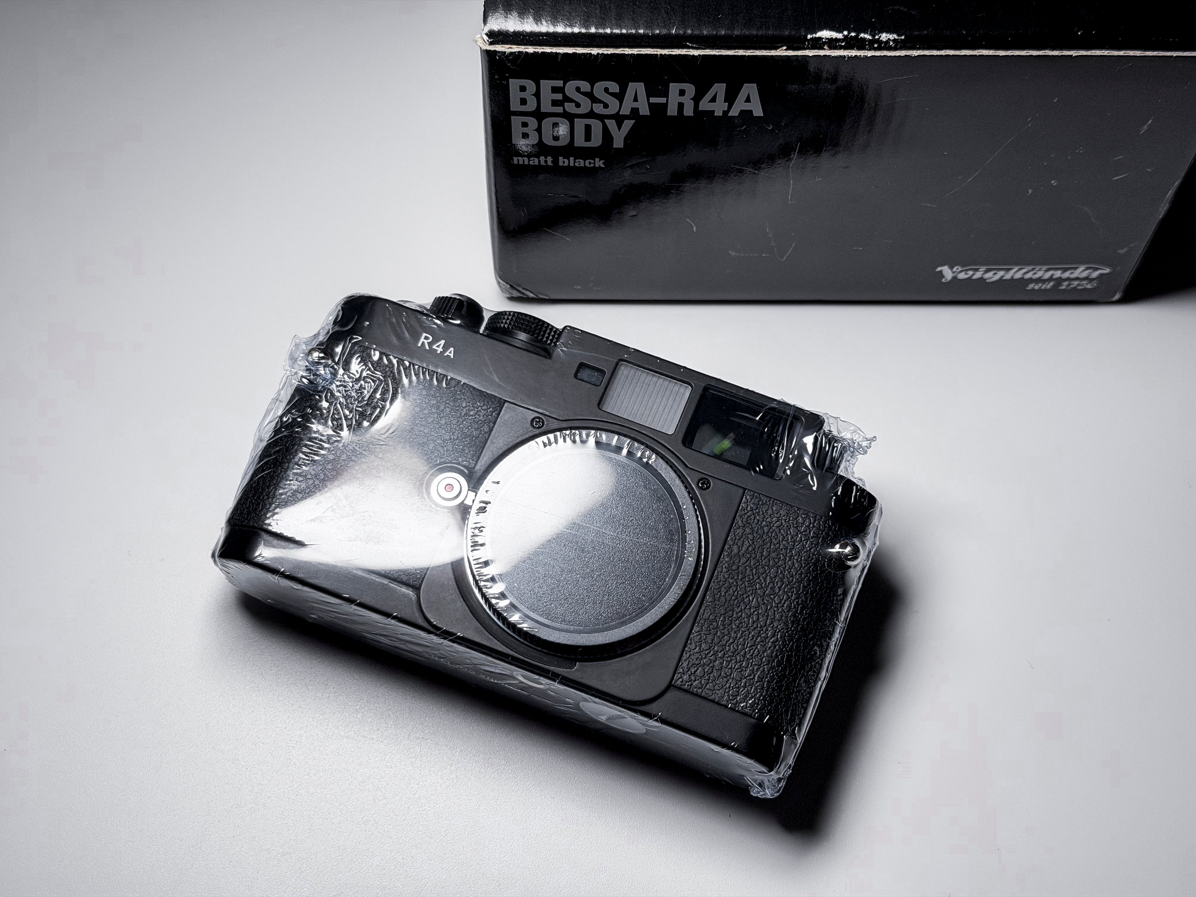 Voigtlander Bessa R4a R4 Leica M Mount Rangefinder - 1 Year Warranty,