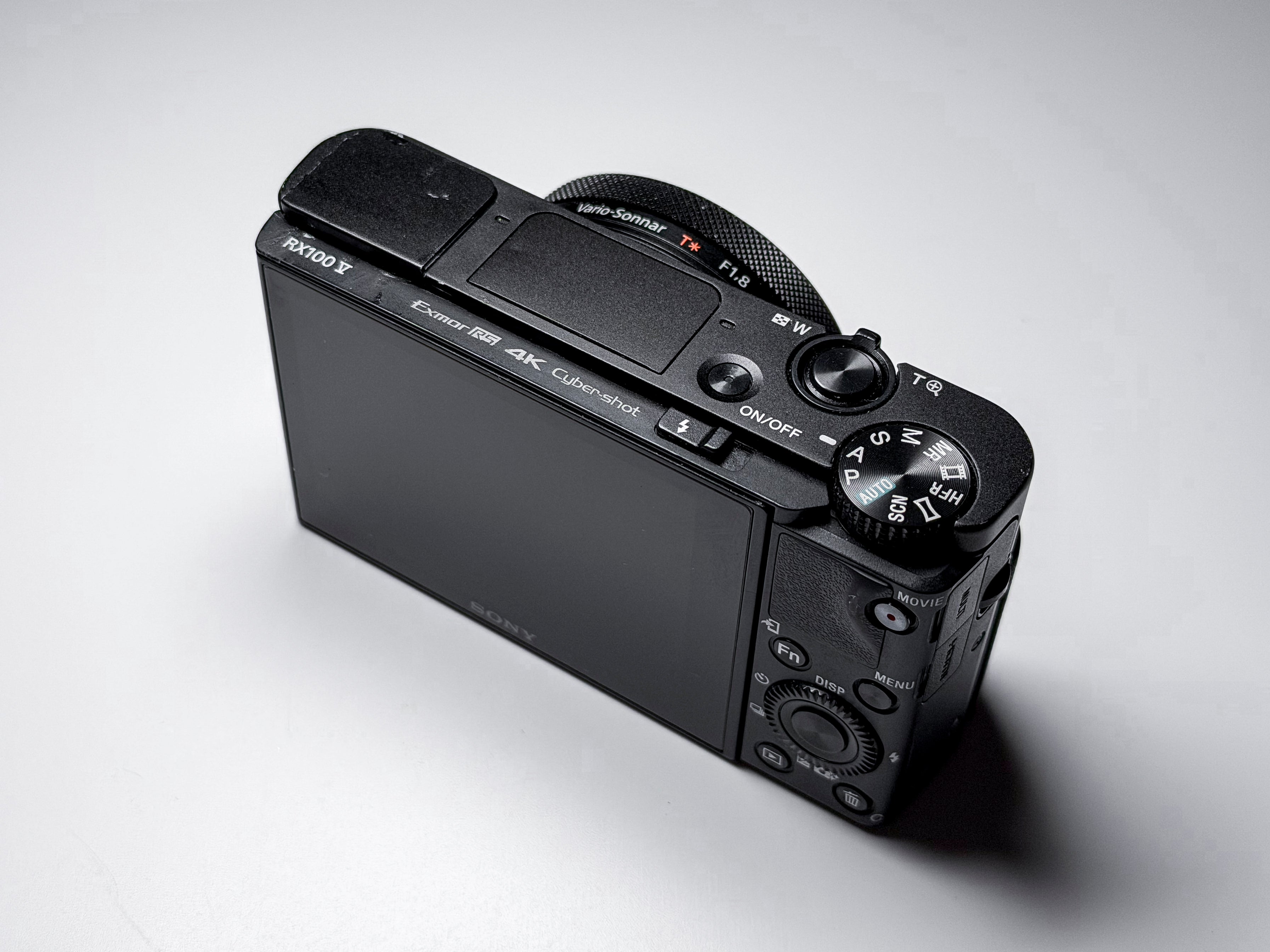 Sony RX100 V M5 Cyber-shot 20.1 Mp - 1 Year Warranty, Read Description