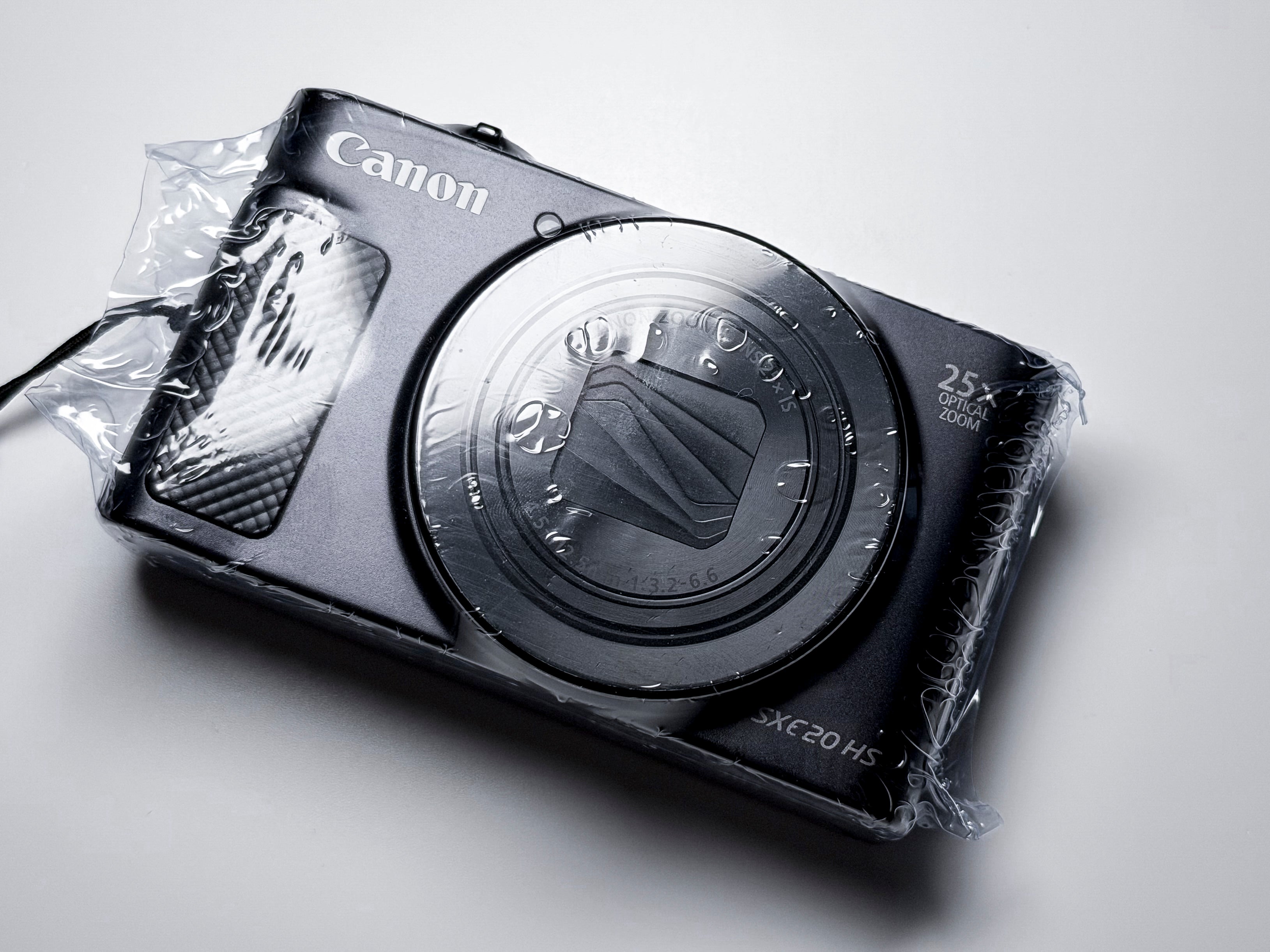 Canon SX620 HS 25x Zoom Compact Camera - 1 Year Warranty, Near Mint