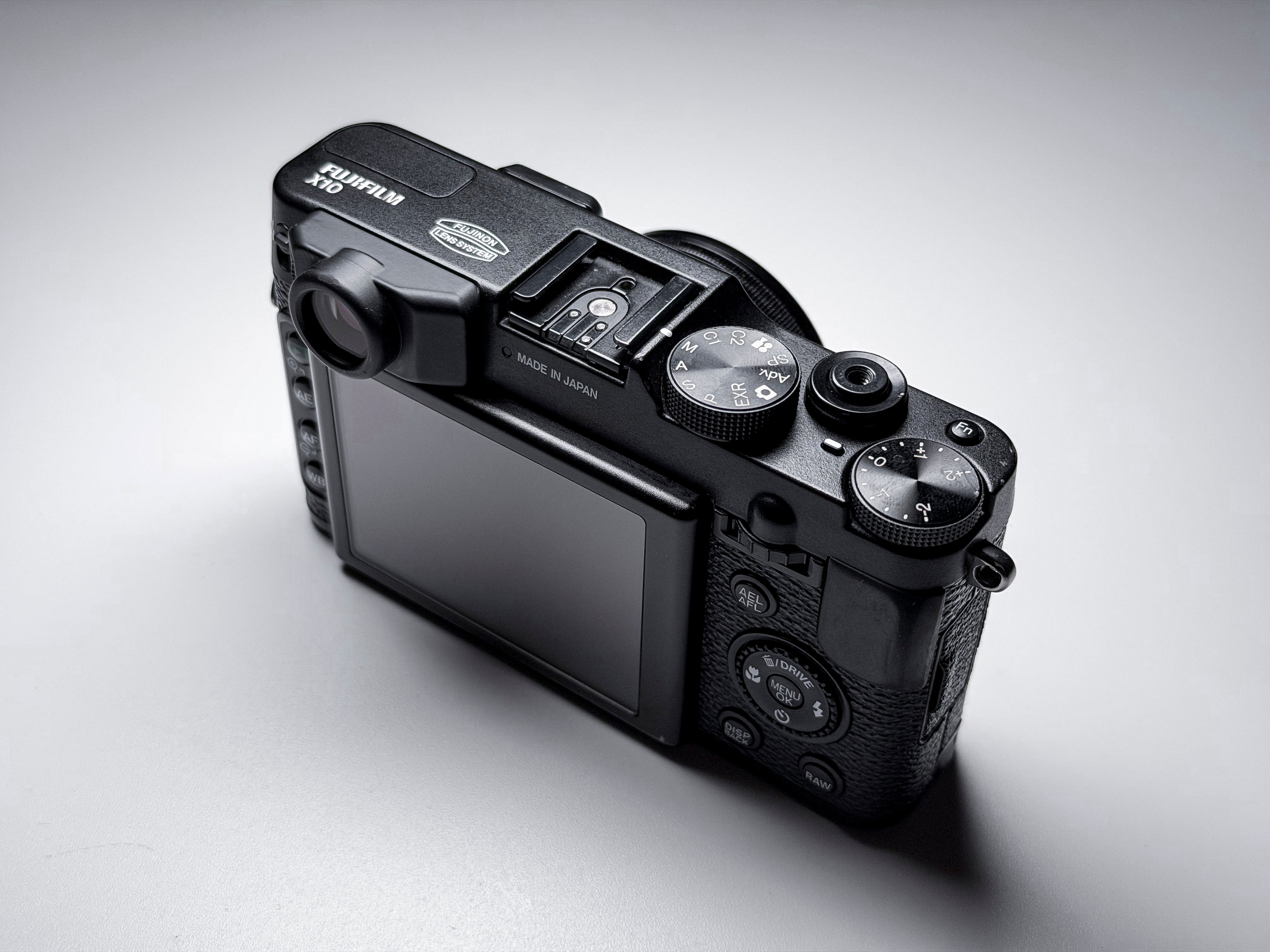 Fujifilm X10 Digital Camera Fuji - 1 Year Warranty, Perfectly Working