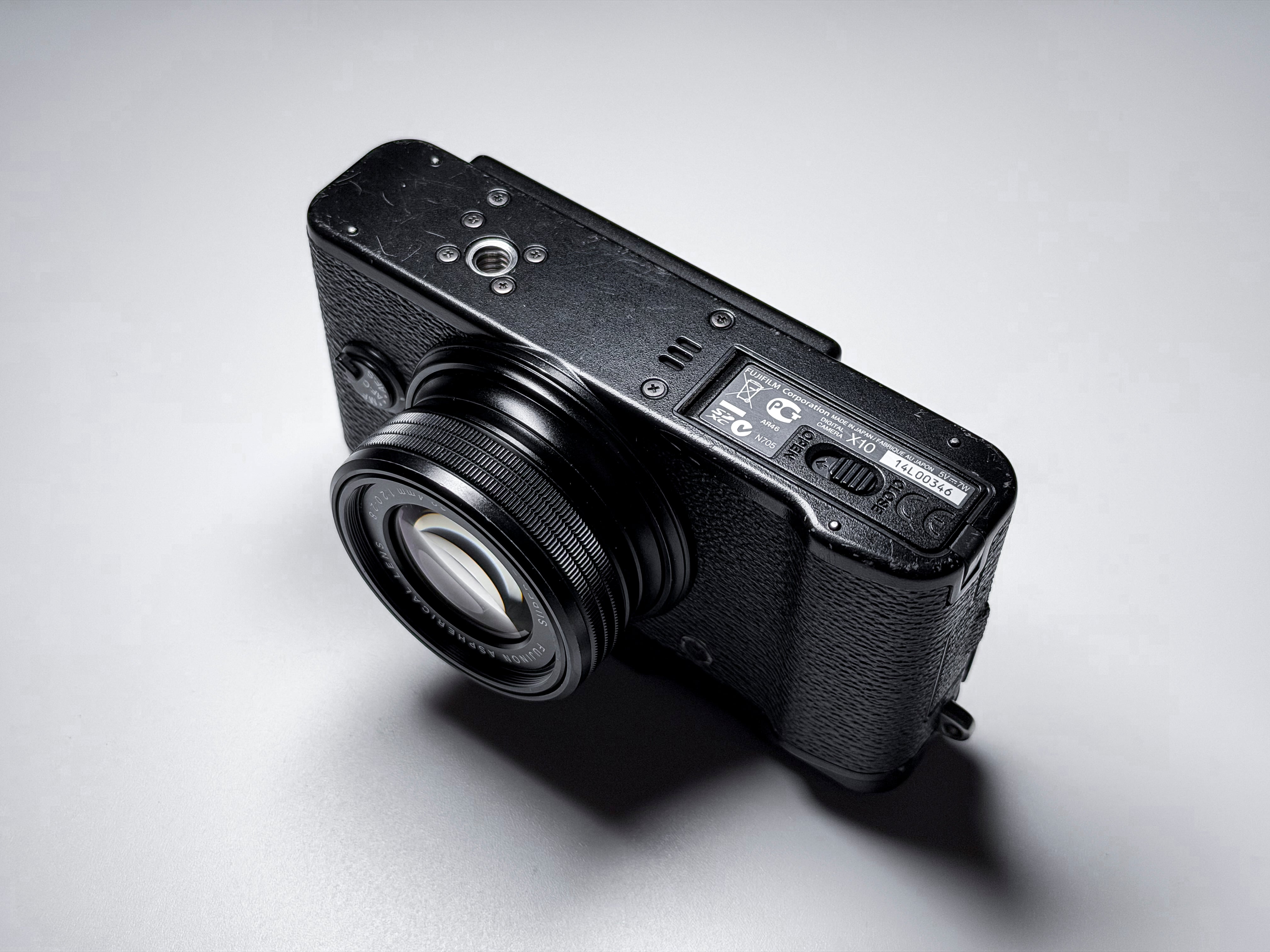 Fujifilm X10 Digital Camera Fuji - 1 Year Warranty, Perfectly Working