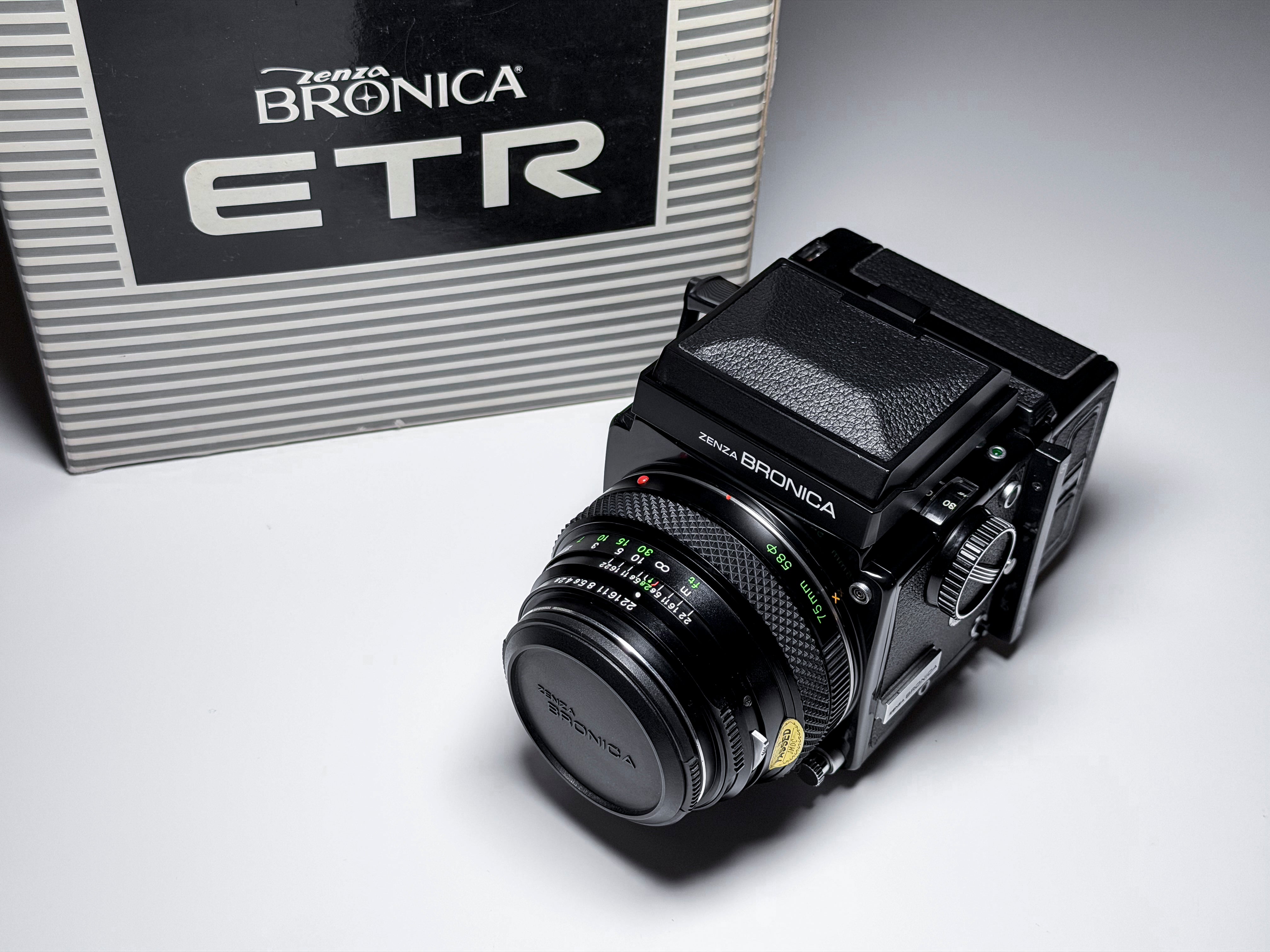 Mint! Rare Zenza Bronic ETR + 75mm f/2.8 - Film tested perfectly working